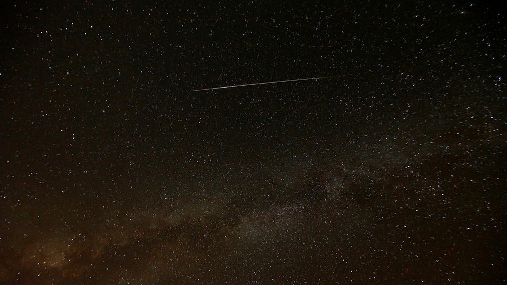 Adventszeit ist Sternschnuppenzeit. Sie können sich in diesen Tagen wieder auf einen der prächtigsten Meteorströme des Jahres freuen: Die Geminiden sind im Anflug.