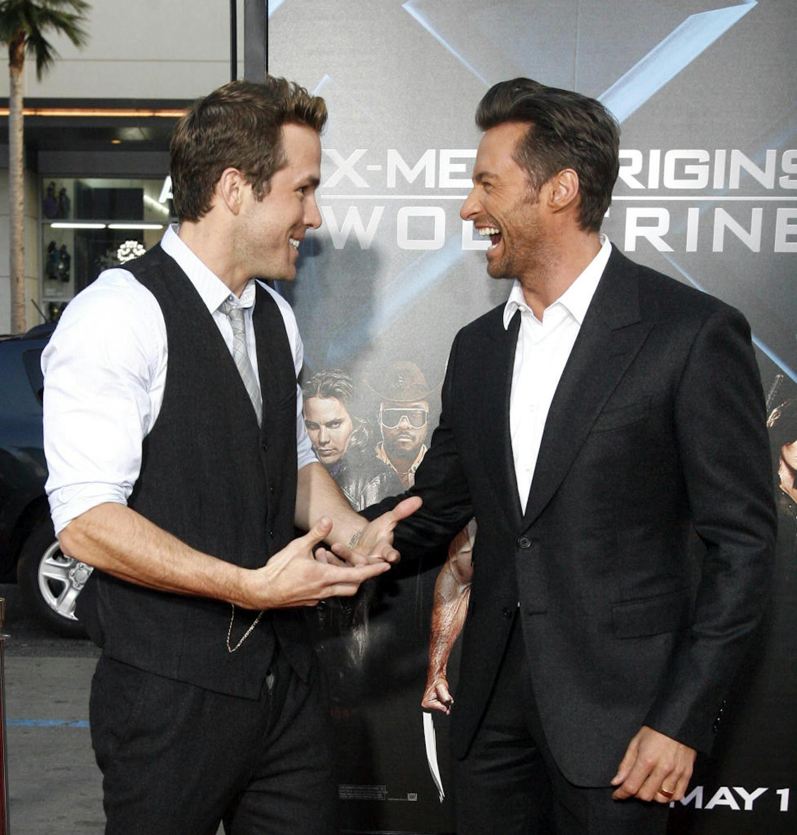 Ryan Reynolds (li.) und Hugh Jackman bei einem Screening von "X-Men Origins: Wolverine" am 28. April 2009 in Hollywood (Credit: Mario Anzuoni)