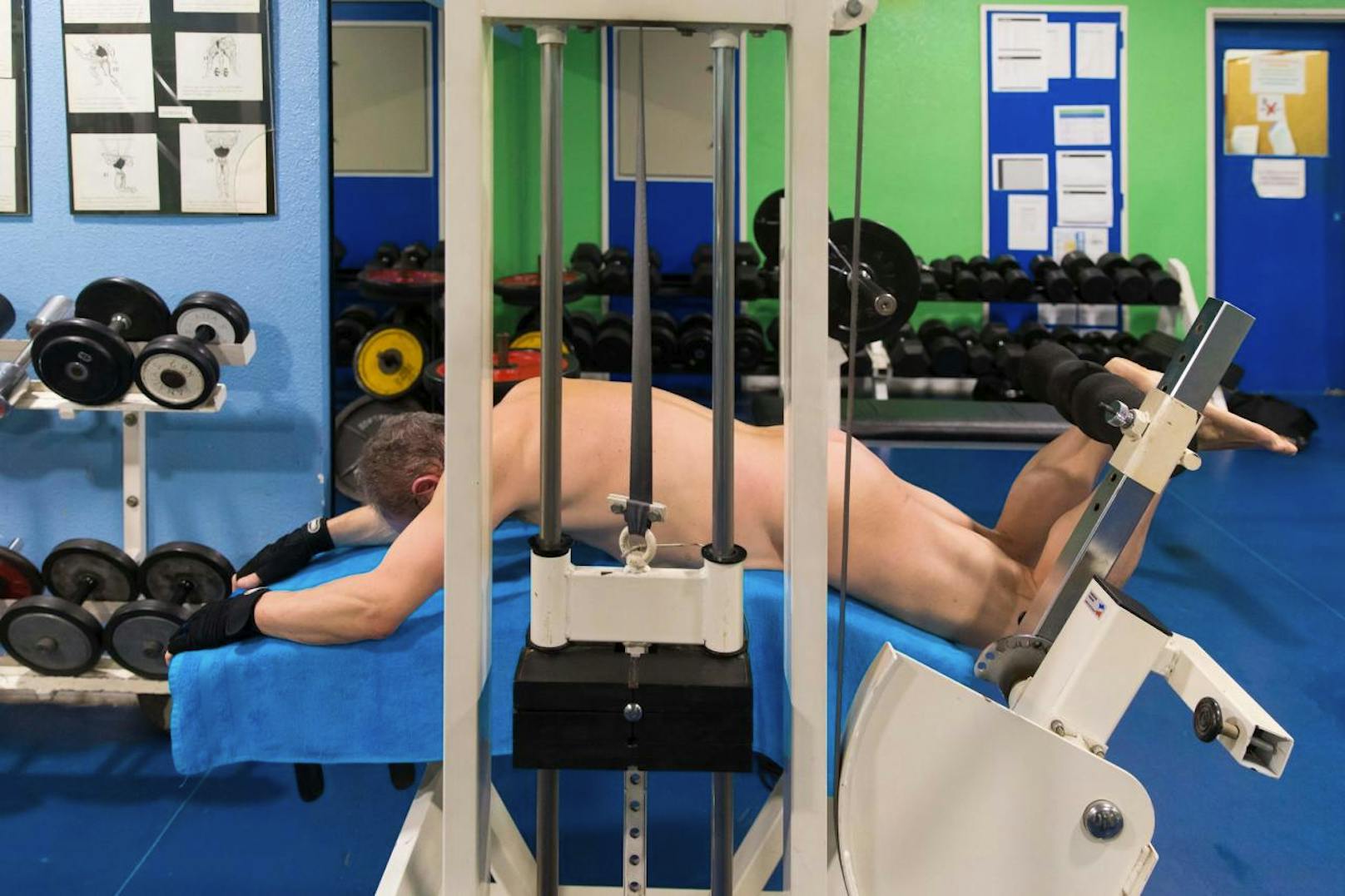 Der Pariser Nudisten-Verband macht's möglich: In einem Fitnesscenter darf jetzt nackt trainiert werden.
