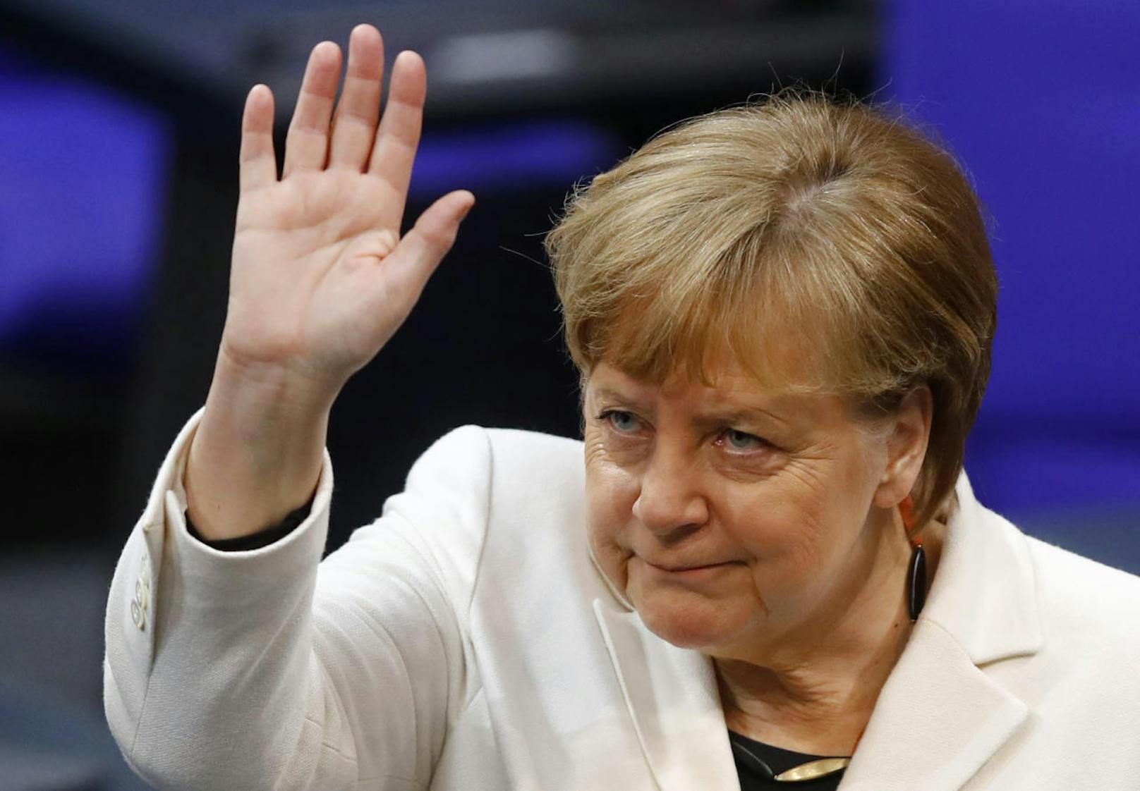 Im Bundestag soll sie heute zum vierten Mal zur Kanzlerin gewählt werden. 