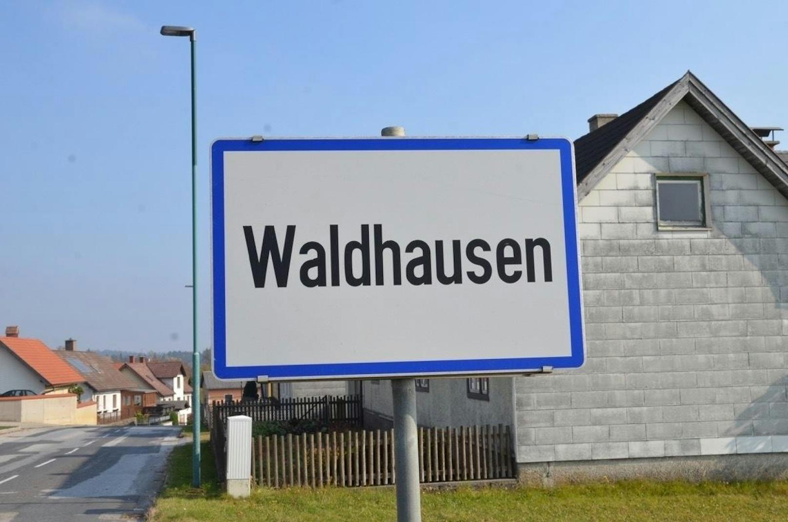 Die Mädchen waren von Waldhausen Richtung Moniholz unterwegs.