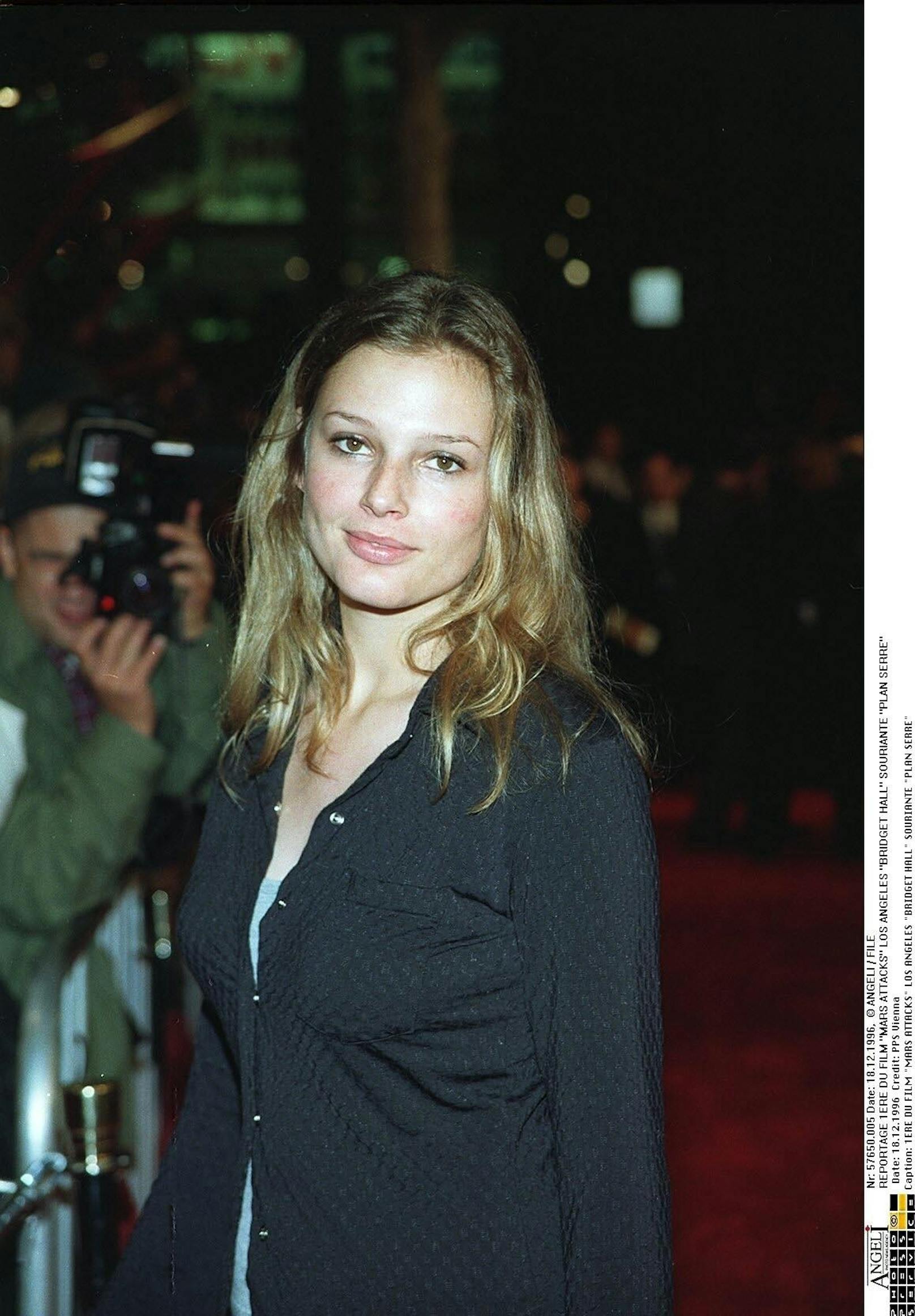 1994: Model Bridget Hall war Leos erste Freundin. Die Beziehung hielt nicht lange.
