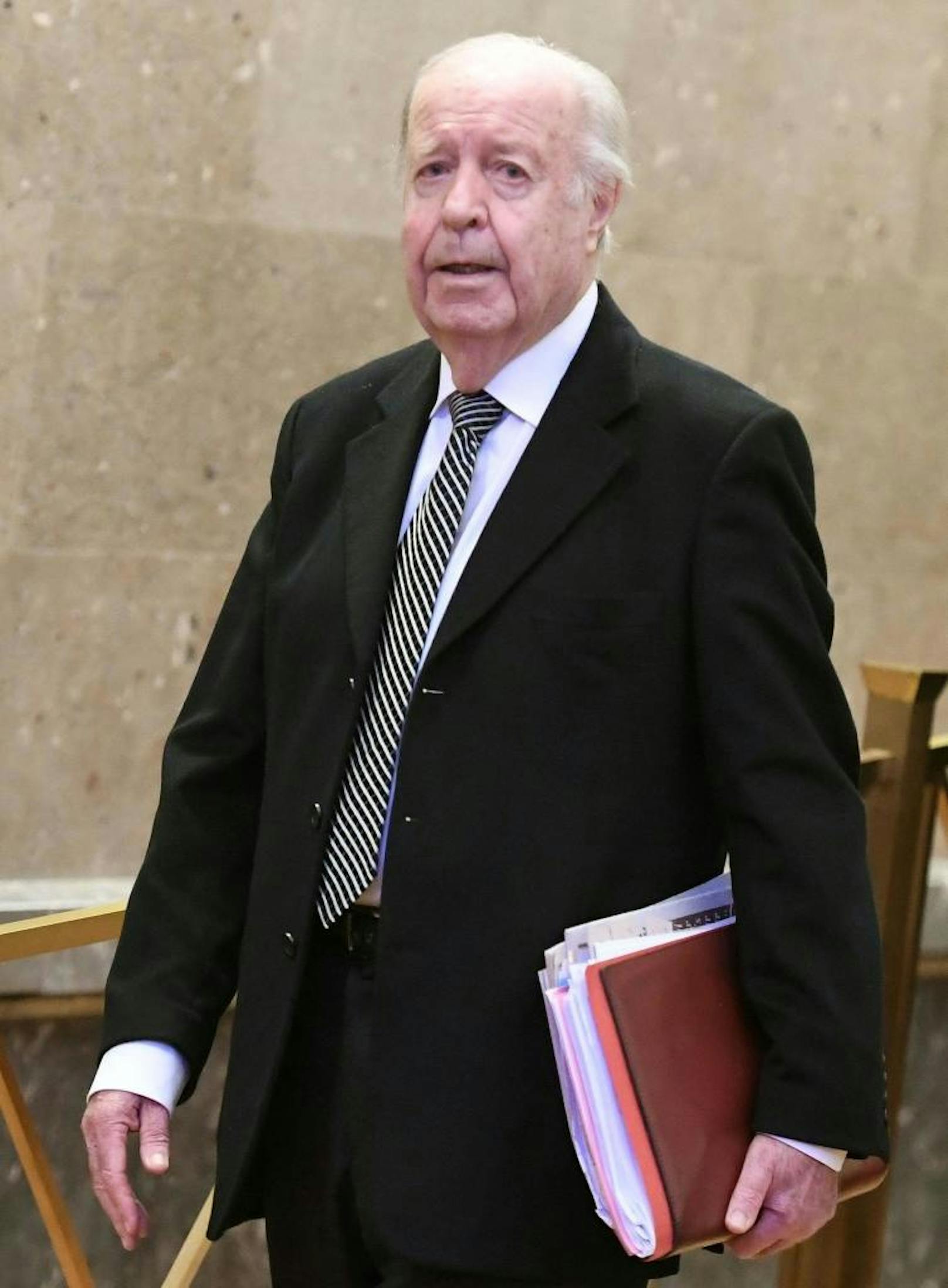 Anwalt Herbert Eichenseder.