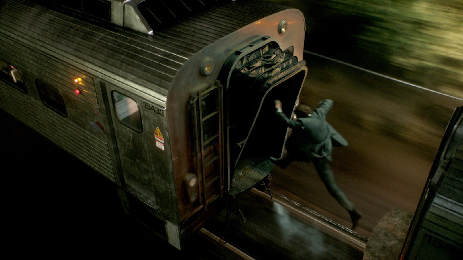 Michael MacCauley (Liam Neeson) auf gefährlicher Mission im Pendlerzug nach New York. 
