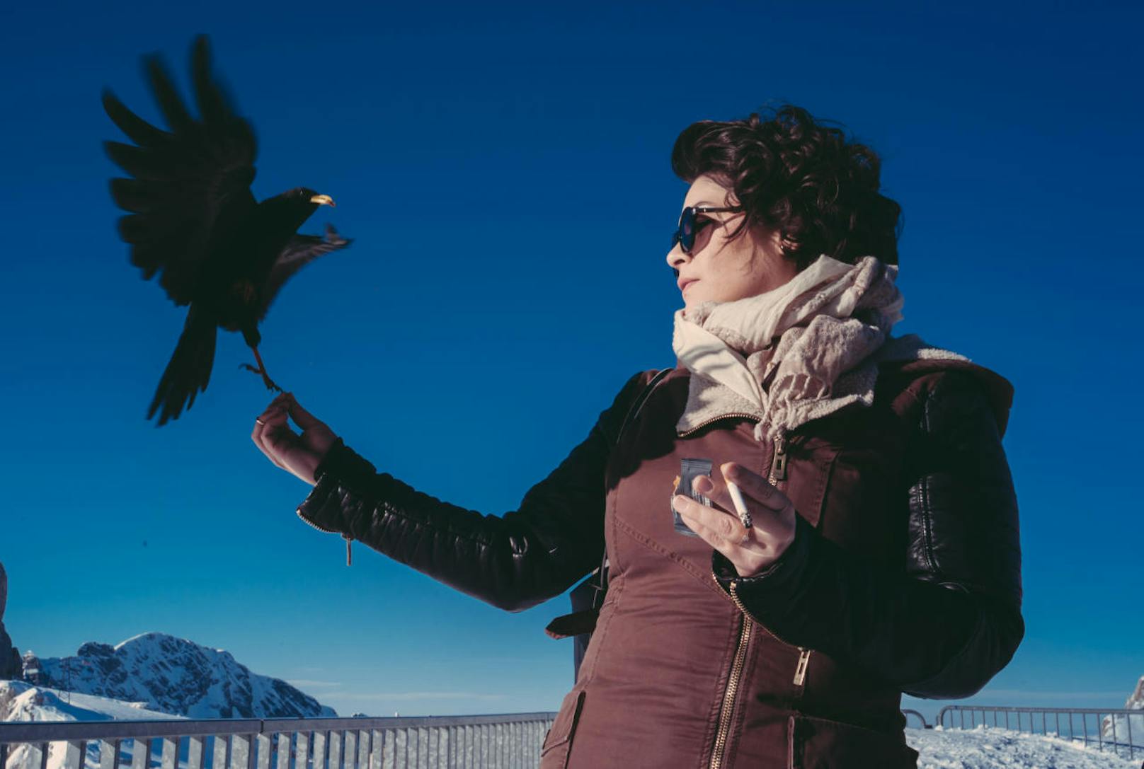 Stefanie Millinger am Skywalk Dachstein.