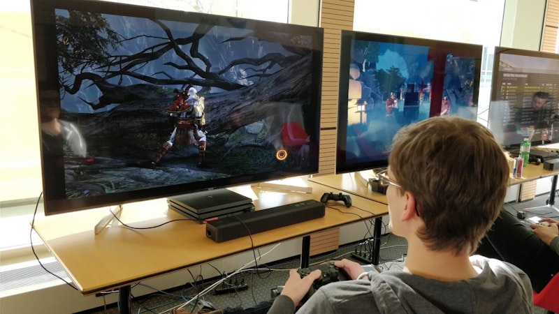 Sonys Streaming-Dienst PlayStation Now ist in Österreich gestartet. Über 500 Titel für PS4 und PS3 können auf PS4 und PC gestreamt werden.