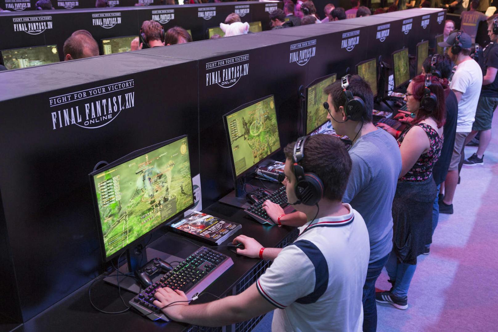 Rund 370.000 Besucher aus 114 Ländern stürmten die weltweit größte Videospielmesse in Köln.