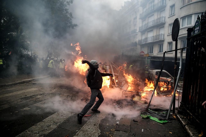 Beim erneuten Protestaufmarsch der regieurngskritischen "Gelbwesten" (Gilets jaunes) in Paris kam es zu Ausschreitungen. 133 Menschen wurden verletzt, rund 400 Personen wurden festgenommen. 