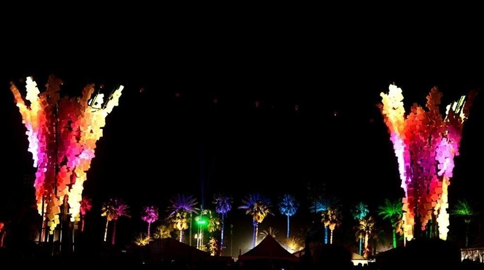 Das farbenprächtige Coachella-Festival in  Indio, Kalifornien.