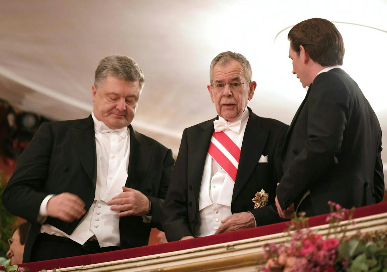 Der ukrainische Präsident Petro Poroschenko, Bundespräsident Alexander Van der Bellen und Bundeskanzler Sebastian Kurz