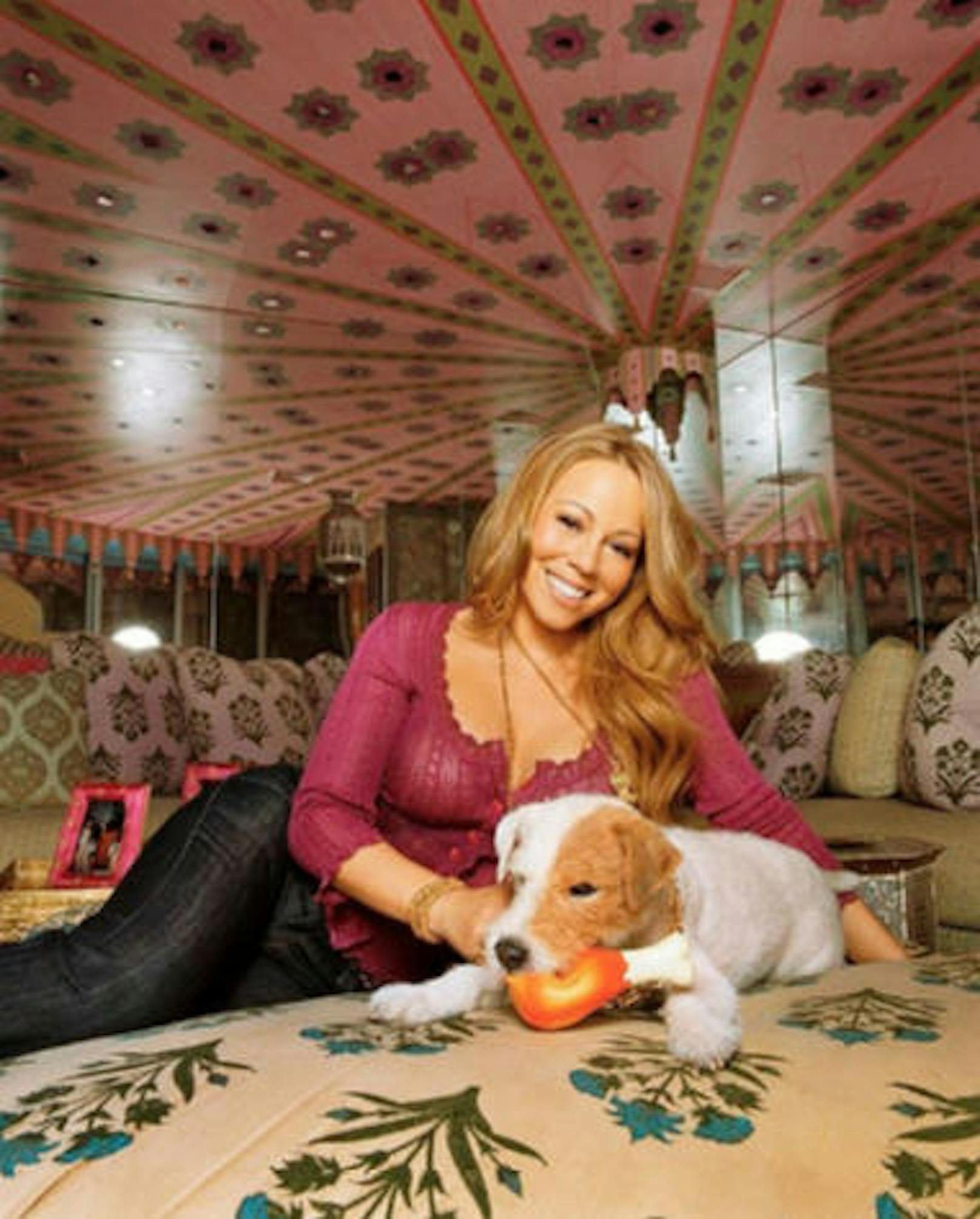 27.08.2018: Oh wie süß! Popstar Mariah Carey feiert auf Instagram den "National Dog Day".