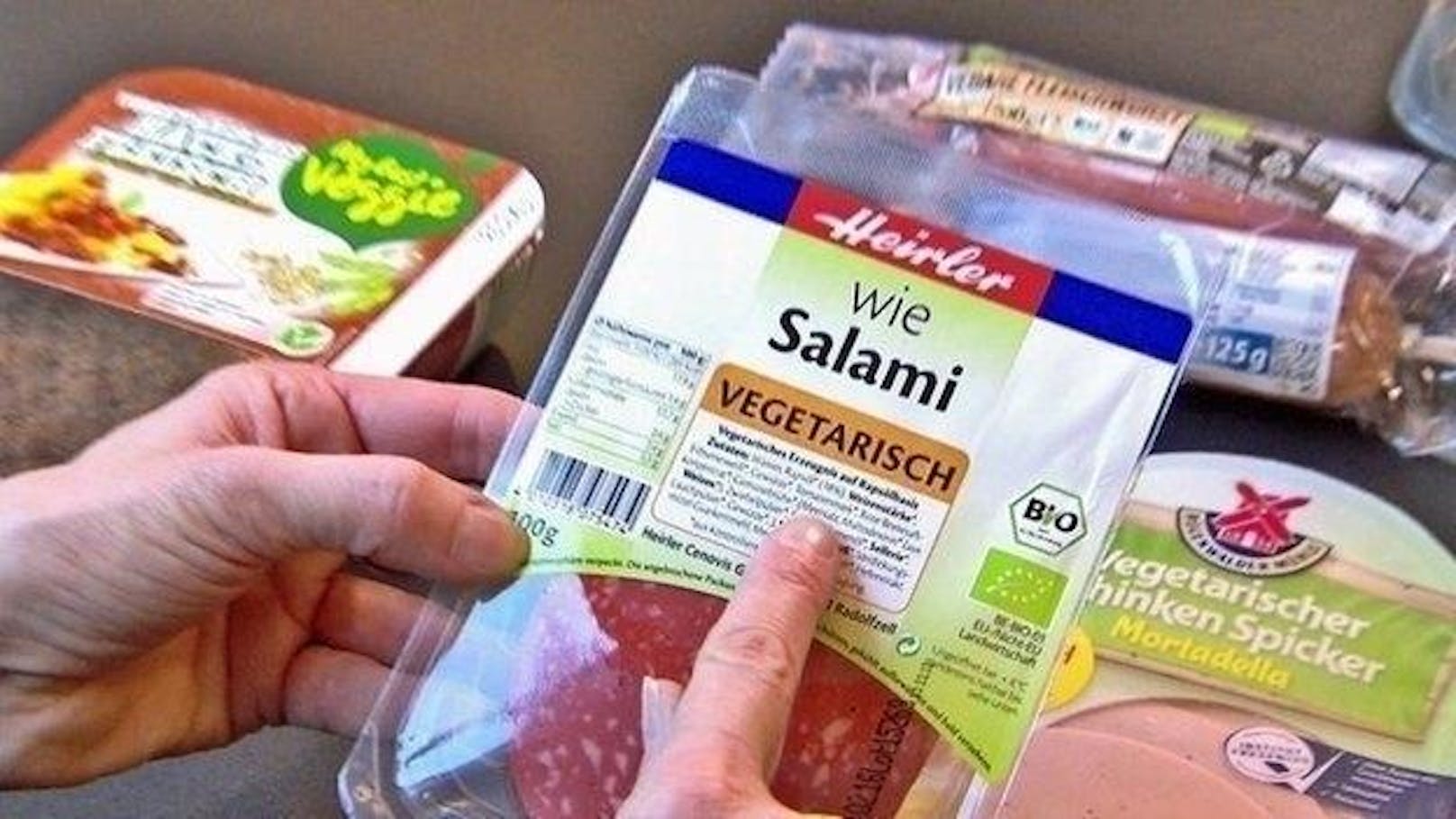 Das salzigste Produkt im "Öko-Test"-Test war die "Vegetarische Bio-Salami" von Heirler mit einem Wert von 3,2 Gramm.