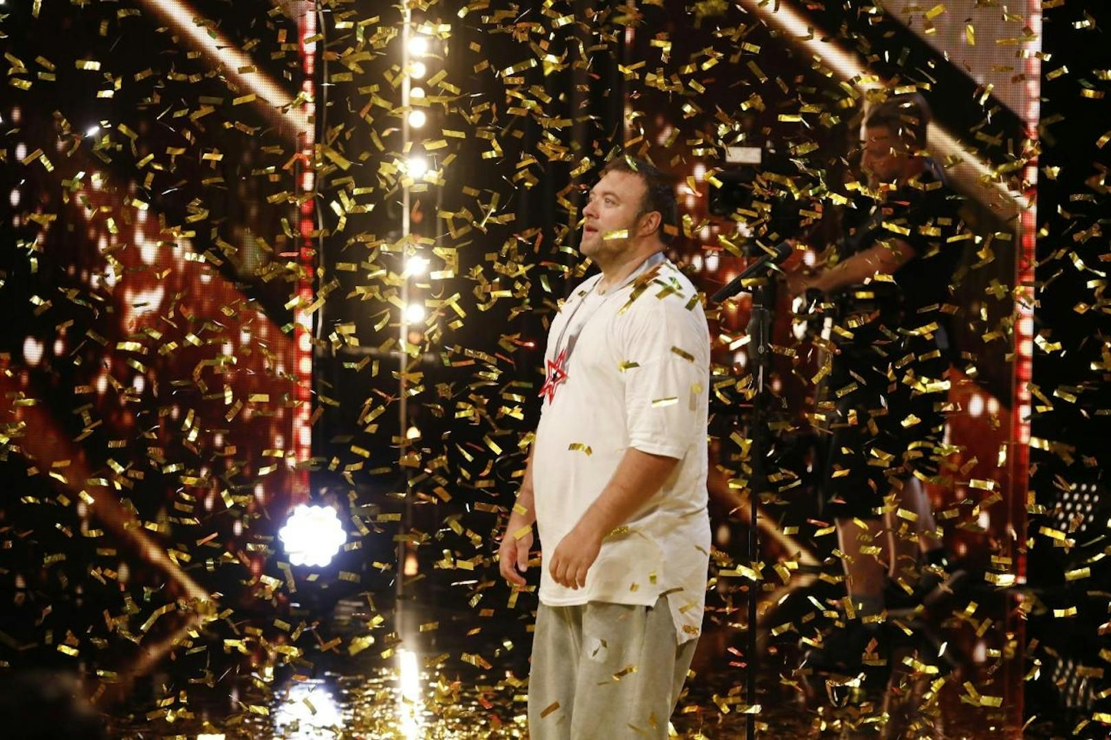 Hip-Hop-Tänzer Andreas Maintz aus Aachen begeisterte die Jury und die Zuschauer gleichermaßen und landete dank des "Goldenen Buzzers" direkt im Finale.