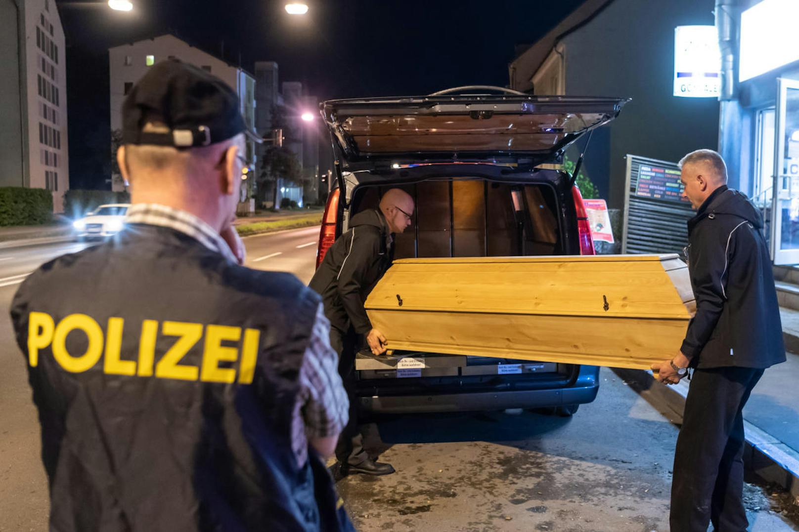 Ein Wohnungsbrand forderte in Linz ein Todesopfer.