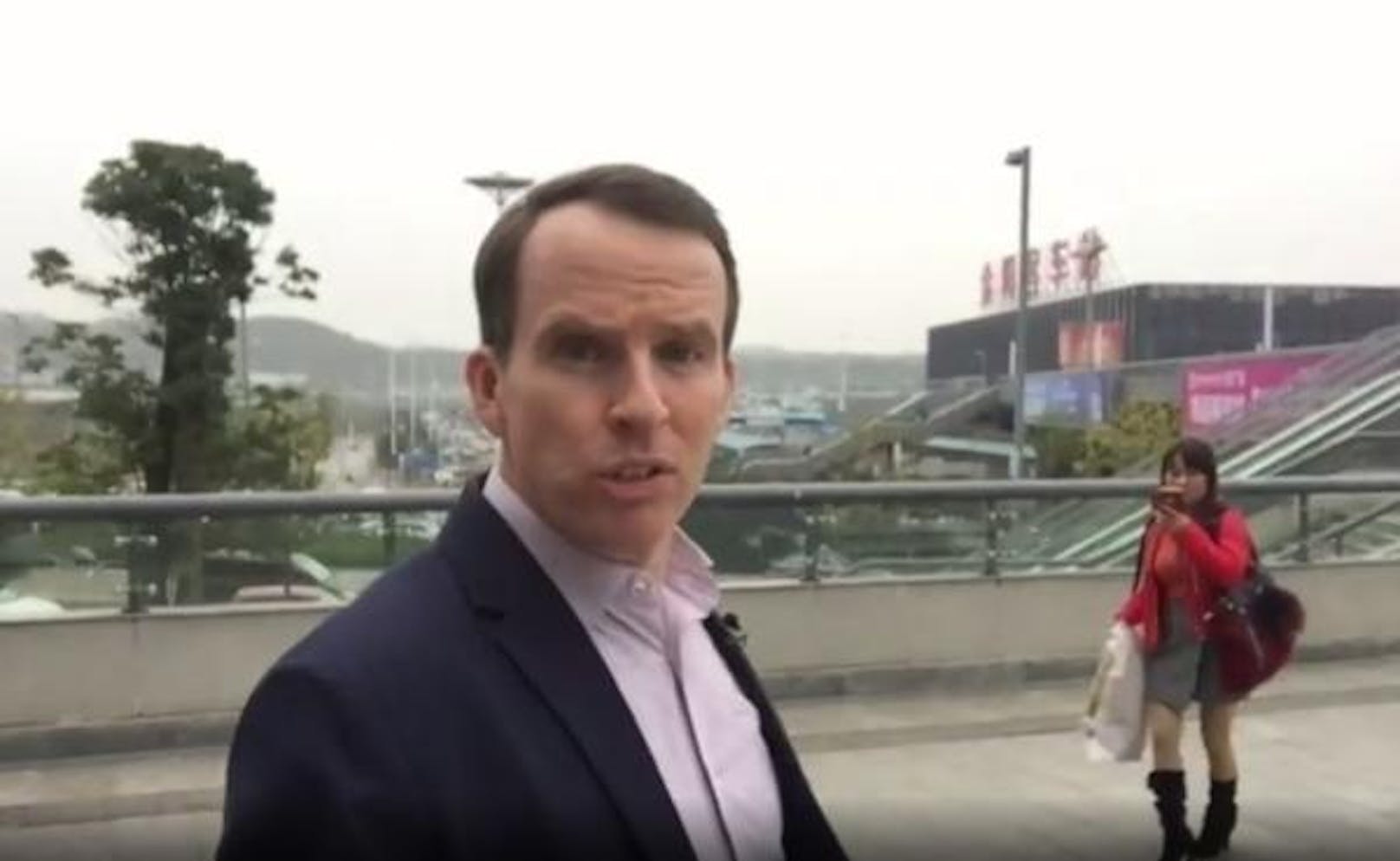Der BBC-Reporter John Sudworth versuchte, dem System in der Millionenstadt Guiyang zu entkommen.