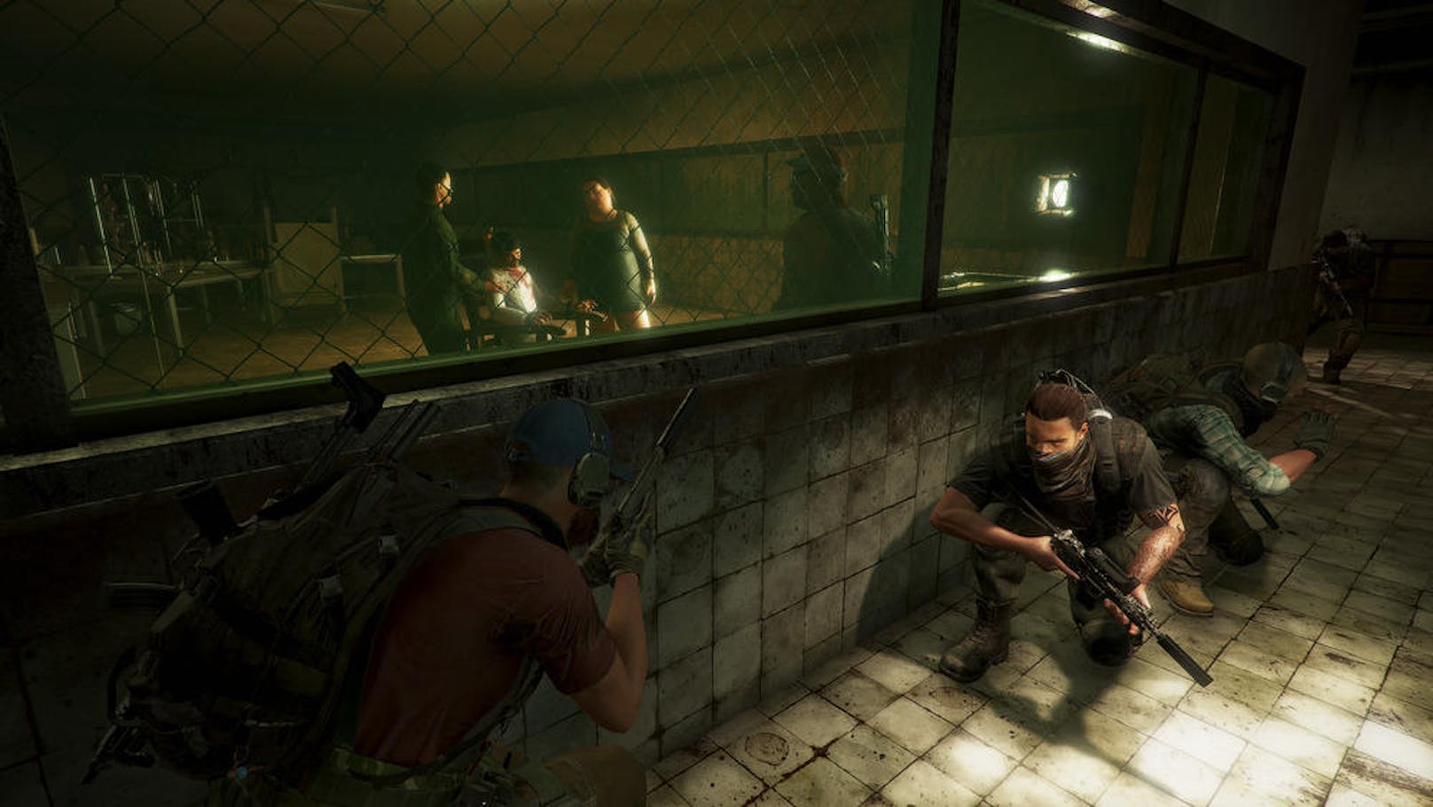 Ubisoft gab heute bekannt, dass Tom Clancys Ghost Recon Wildlands vom 20. bis zum 23. September ein Gratis-Wochenende für PlayStation 4, Xbox One und PC anbietet. Während des Gratis-Wochenendes haben die Spieler vollen Zugriff auf die Inhalte des Basisspiels, sowie auf Ghost War PvP und thematische Spezial-PvE-Missionen. Spieler, die nach dem Gratis-Wochenende das Spiel erwerben wollen, haben die Wahl zwischen zwei neuen Versionen, der Year 2 Gold Edition und der Ultimate Edition. Beide sind ab heute erhältlich.