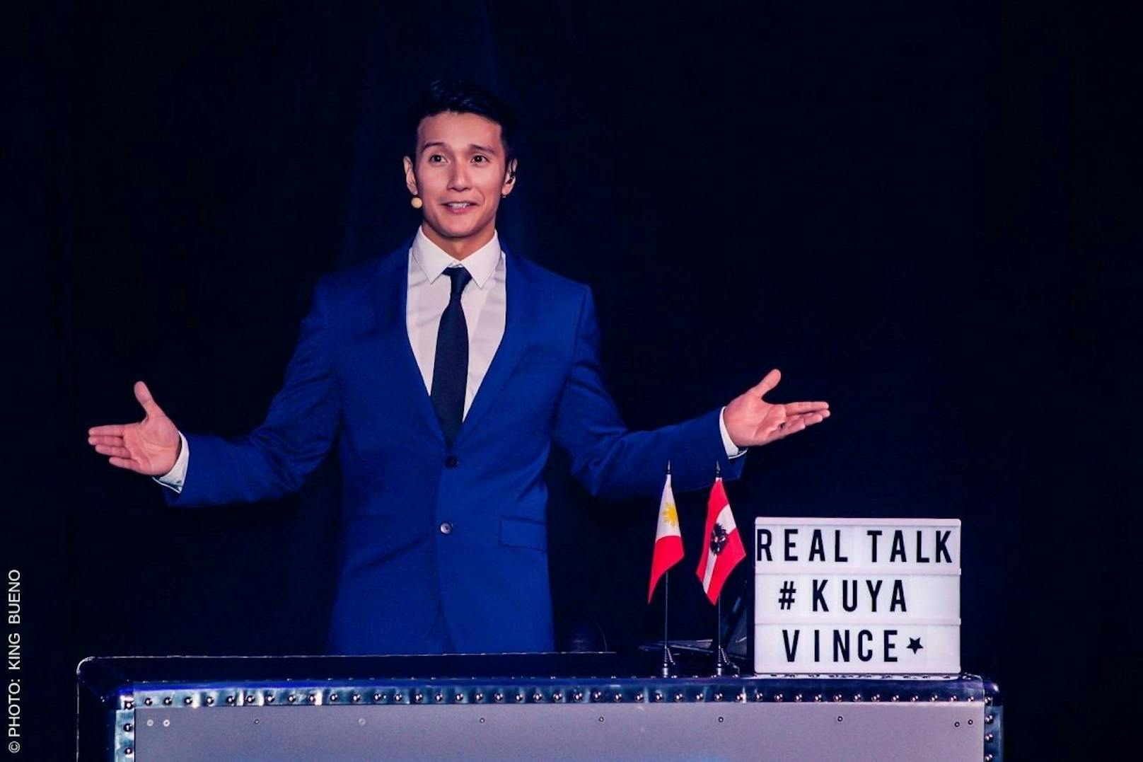 Auch ein neues Show-Format wurde an diesem Abend vorgestellt: "Real Talk mit Kuya Vince".