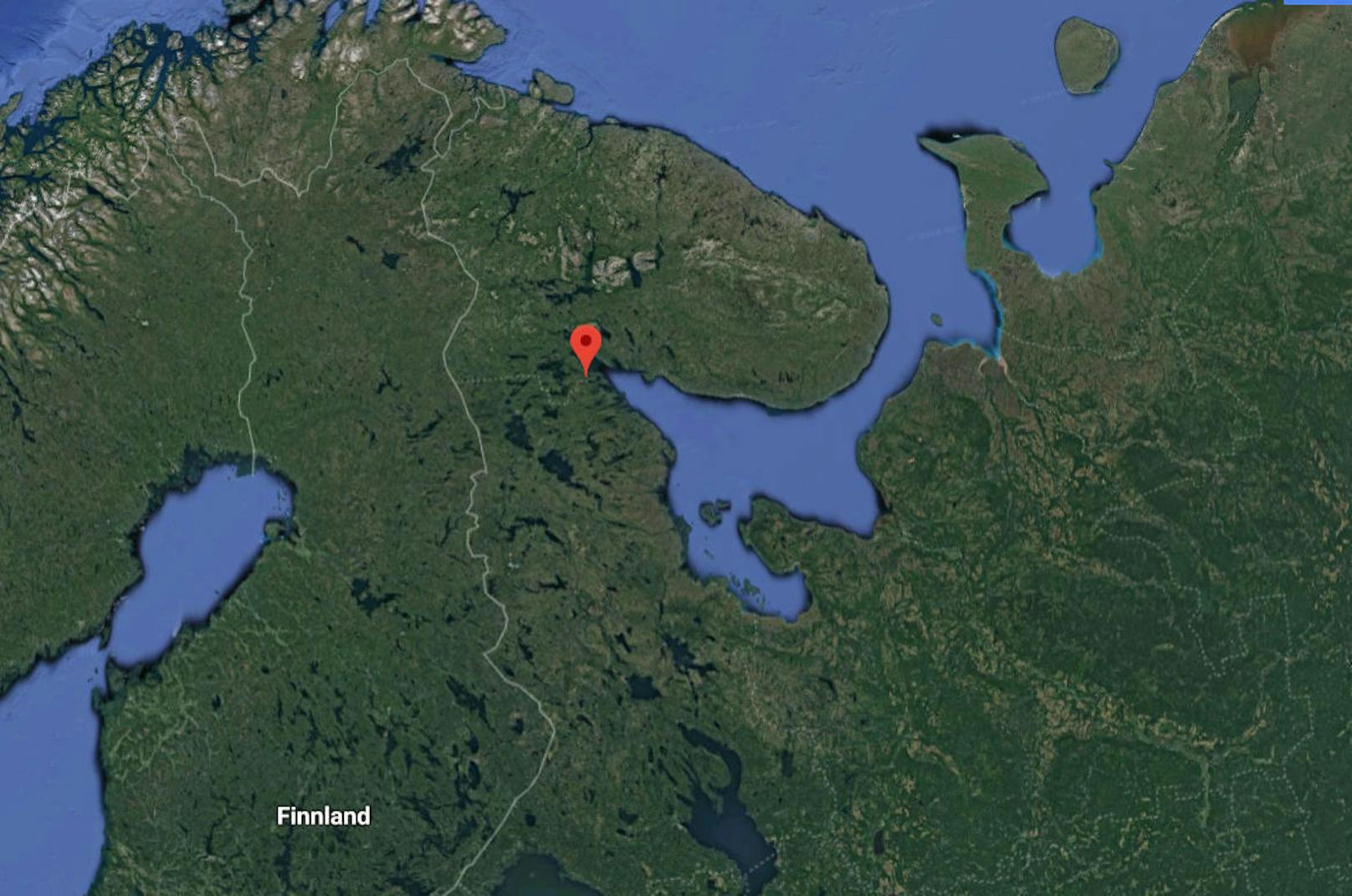 Poyakonda liegt nahe der Finnischen Grenze im Oblast Murmansk nördlich des Polarkreises.