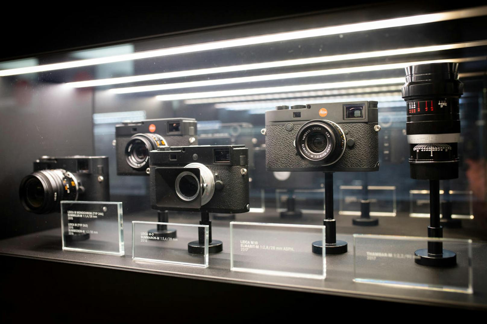 "Leica ist eine Marke, deren Geschichte mehr als 100 Jahre zurückreicht. Der Schlüssel zu unserem gemeinsamen Erfolg ist, die Bedürfnisse und Wünsche unserer Nutzer kontinuierlich zu erkennen und sie mit den bestmöglichen Lösungen zu erfüllen", so Marius Eschweiler von Leica.