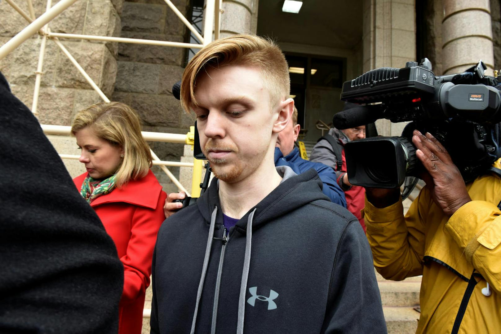 Am 2. April 2018 kam der junge Texaner Ethan Couch, der im Prozess um eine tödliche Alkoholfahrt erfolgreich auf "Wohlstandskrankheit" plädierte, nach fast zwei Jahren Haft frei.