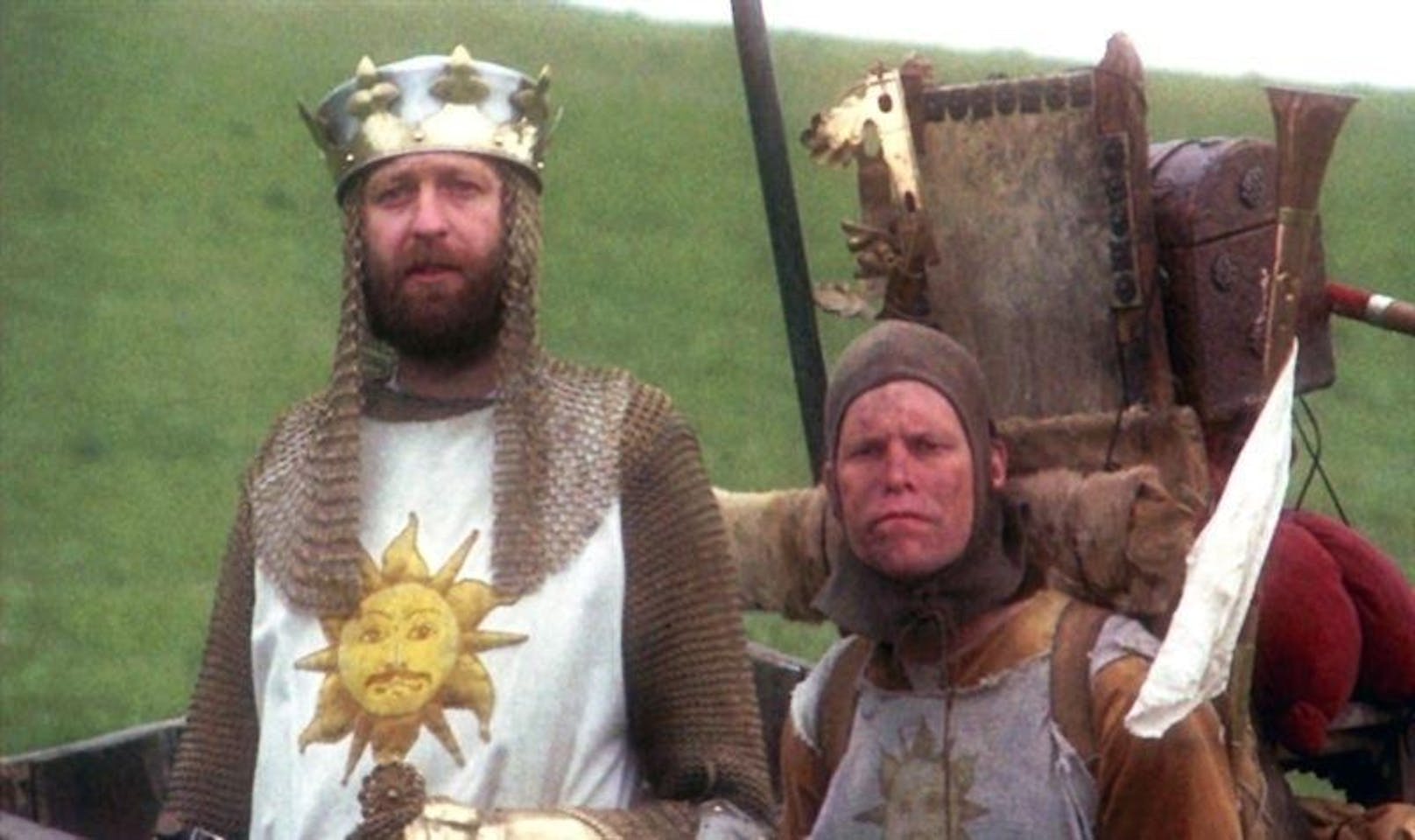 Graham Chapman (li.) und Terry Gilliam in "Die Ritter der Kokosnuss"