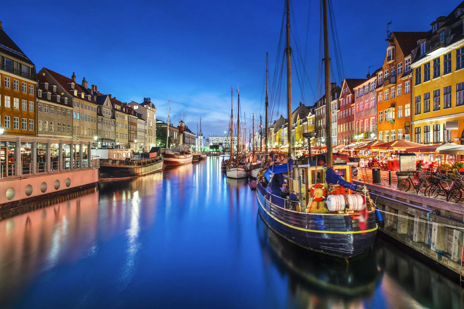 Die sonst eher teure Stadt <b>Kopenhagen</b> können Sie Ende März und Anfang April schon ab günstigen 51 für Hin- und Rückflug besuchen.