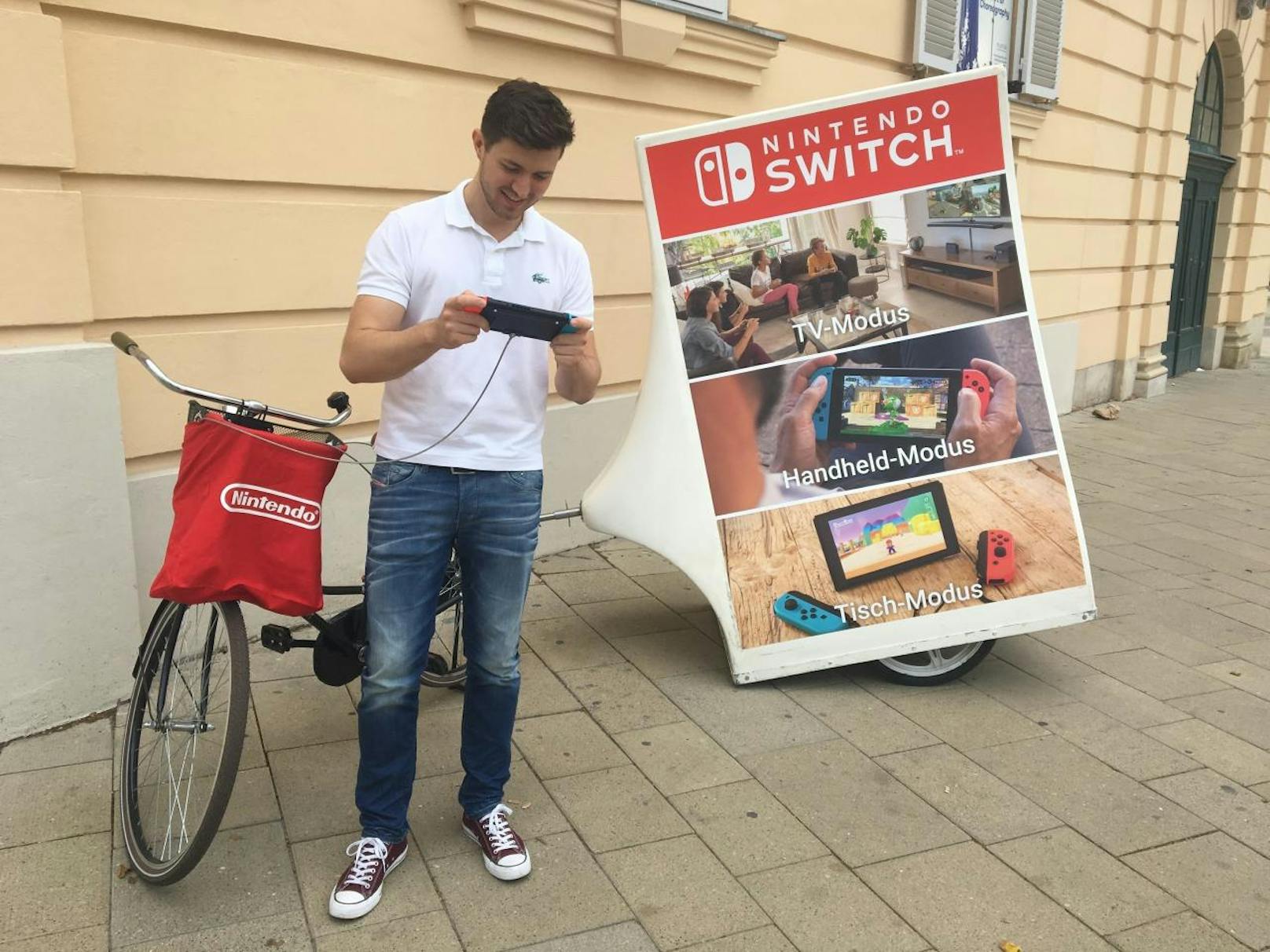 Nintendo Switch auf der Mariahilfer Straße.