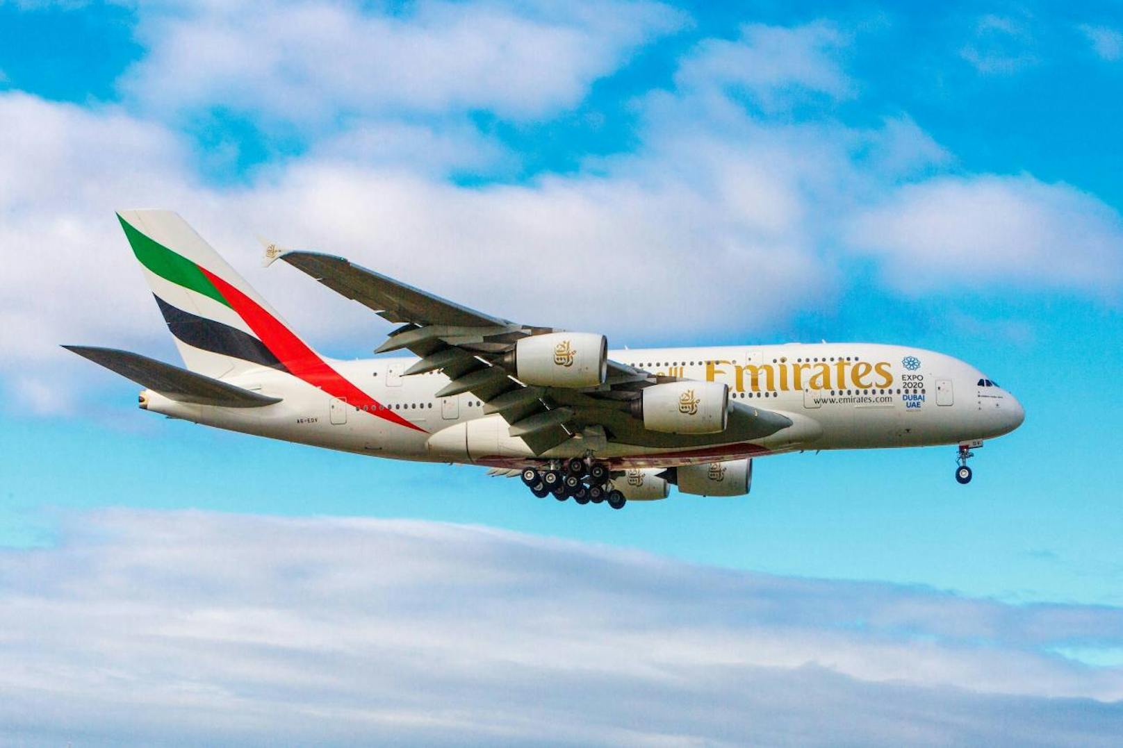 <b>Platz 3: Emirates, Vereinigte Arabische Emirate</b>
Tripadvisor-Bewertung: "Diese Airline ist der Inbegriff von Stil, Klasse und Komfort. Das Flugzeug ist groß, die Atmosphäre trotzdem sehr gemütlich. Die Sitze sind breiter und die Fenster sind größer."