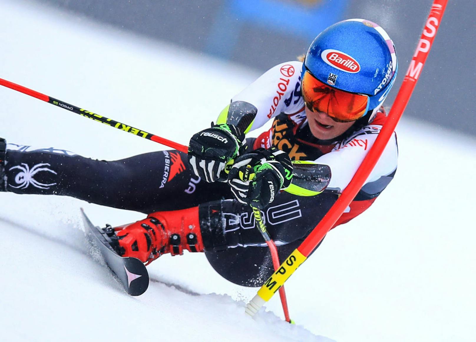 Und auch im Slalom behielt Shiffrin die Oberhand und fuhr ihren 13. (!) Saisonsieg ein.

<b><i>Maribor, Slalom (2.2.2019)</i></b>
1. Mikaela Shiffrin (US)
2. Anna Swenn-Larsson (Swe)
3. Wendy Holdener (Sz)
<b>6. Bernadette Schild</b>