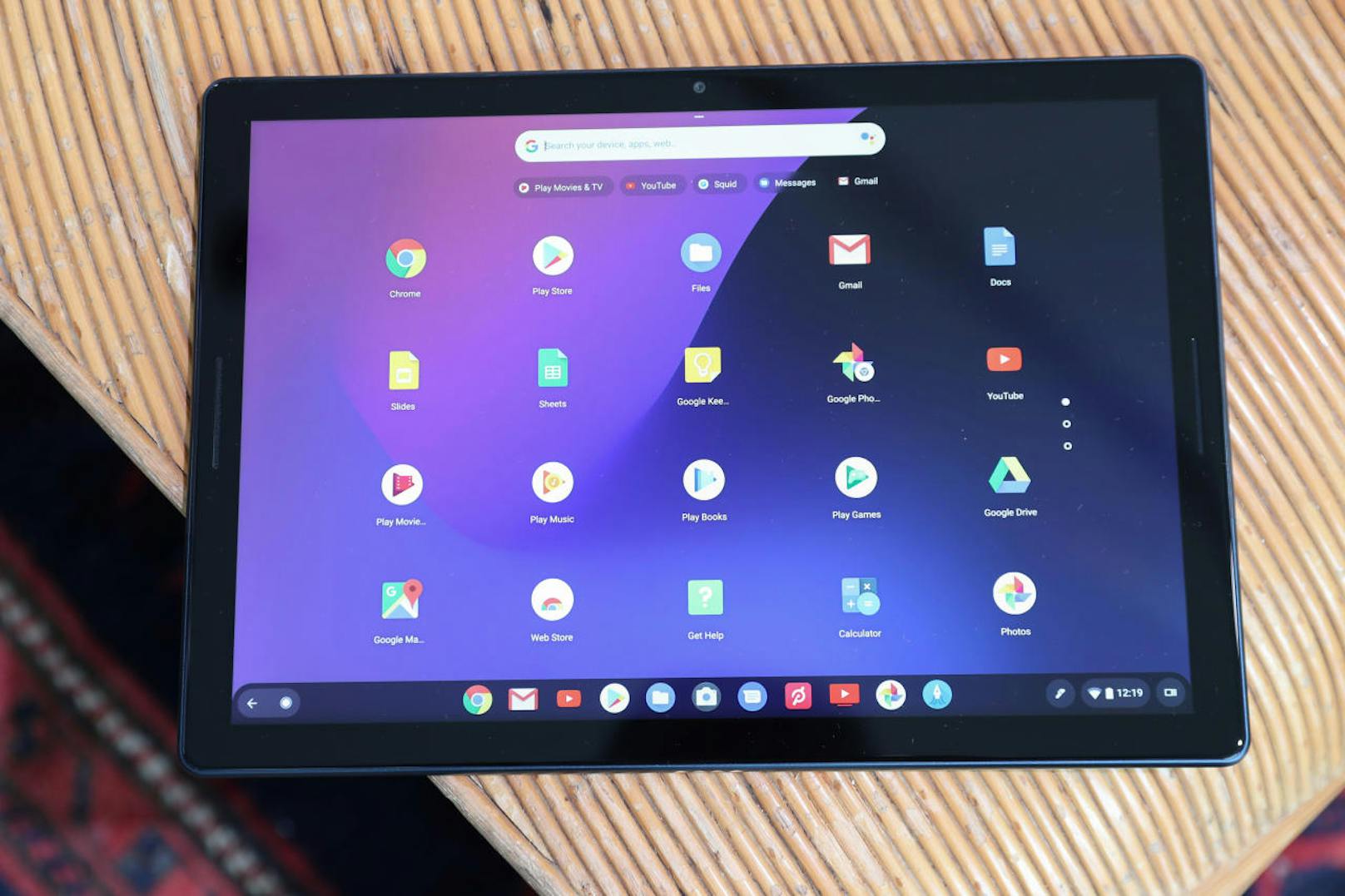 Dazu wurden in New York auch das Tablet Pixel Slate und Home Hub, ein vernetztes Display für Smart Homes präsentiert.