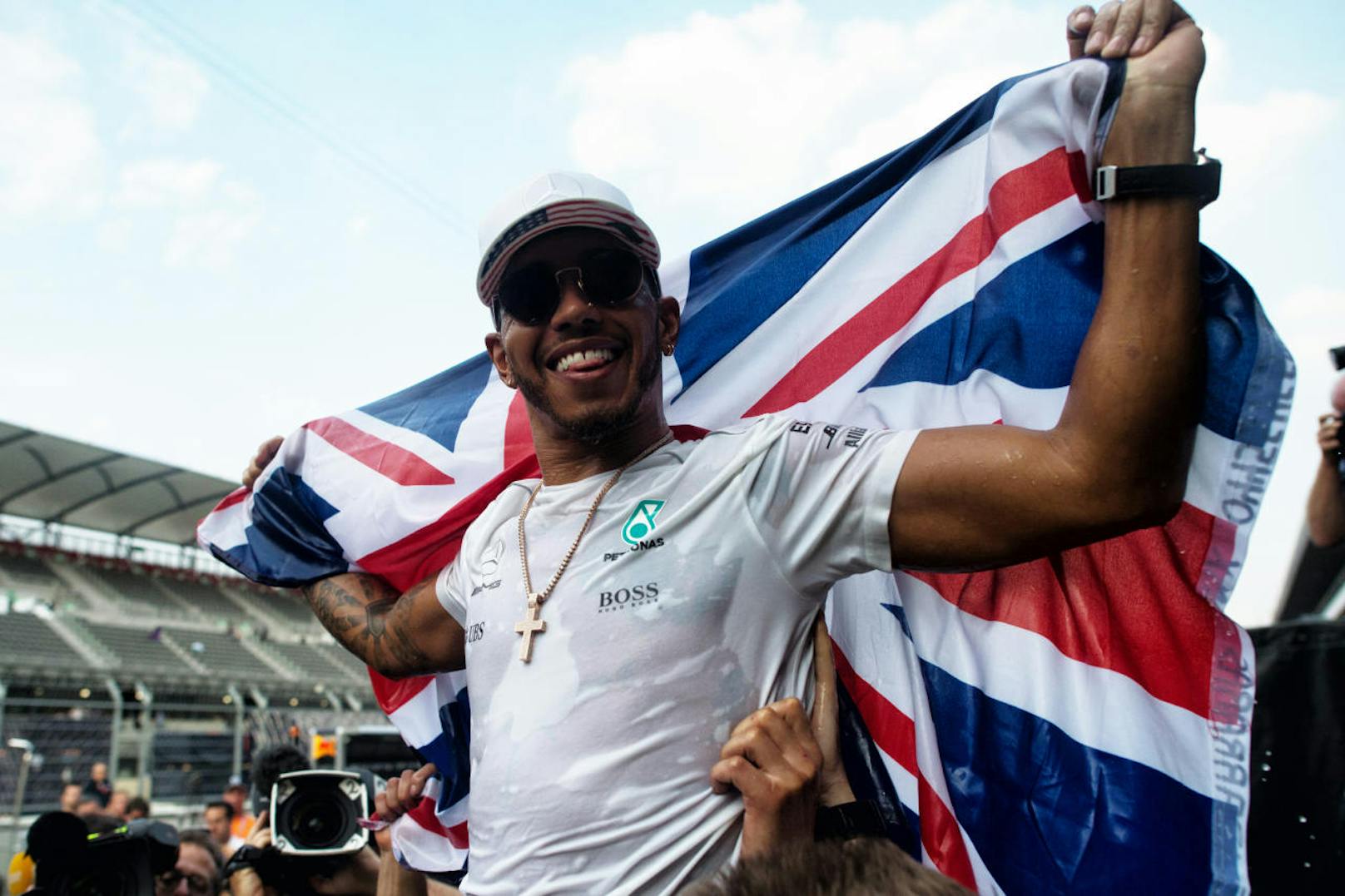 <b>2. Platz:</b> Lewis Hamilton (GBR, Formel 1): 143 Punkte