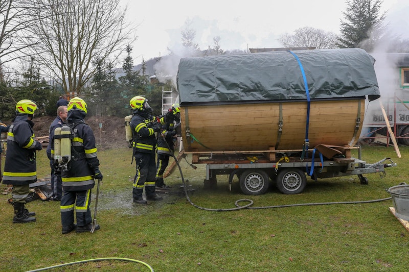 Spaziergänger hatten den Brand zufällig bemerkt.
