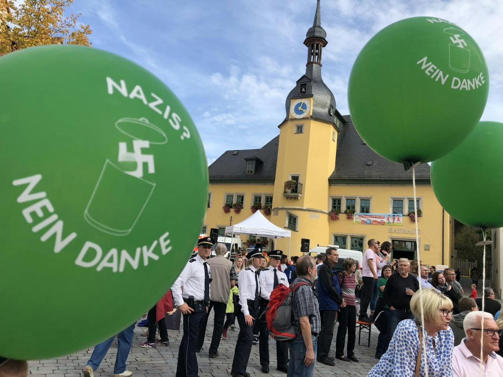 Proteste gegen Rechtsrock-Konzert in Thüringen