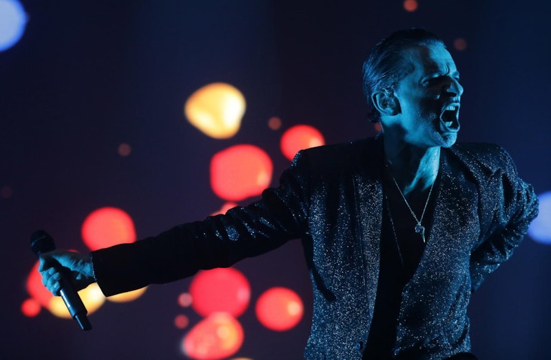 Depeche Mode live auf der Bühne in Warschau, Polen, Juli 2017.
