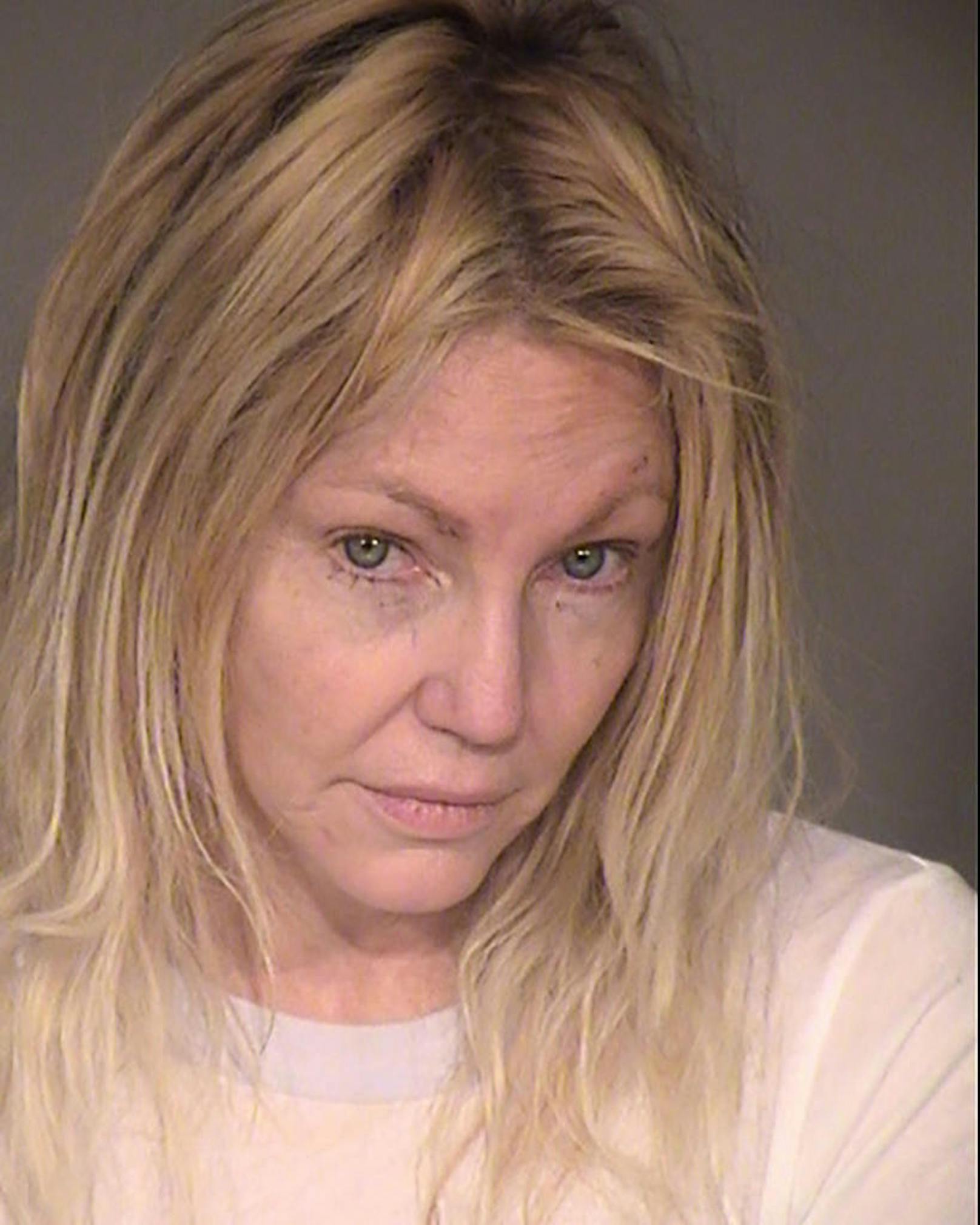 Ende Februar 2018 wurde Heather Locklear wegen Verdachts auf häusliche Gewalt verhaftet. Sie soll ihren Freund angegriffen haben
