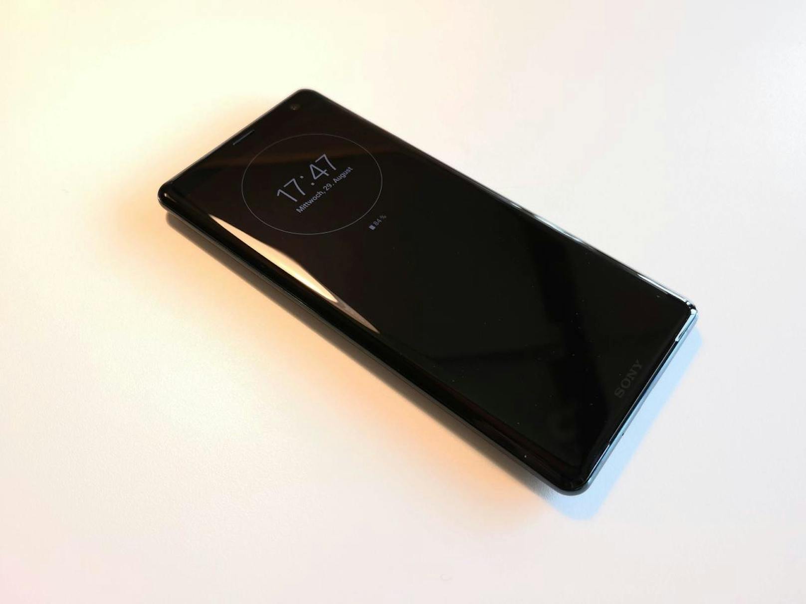 Bei Sonys neuem Smartphone sticht zuerst das Display ins Auge. Denn das Xperia XZ3 bietet nicht nur einen OLED-Bildschirm, sondern auch erstmals Sonys Bravia TV-Technologie.