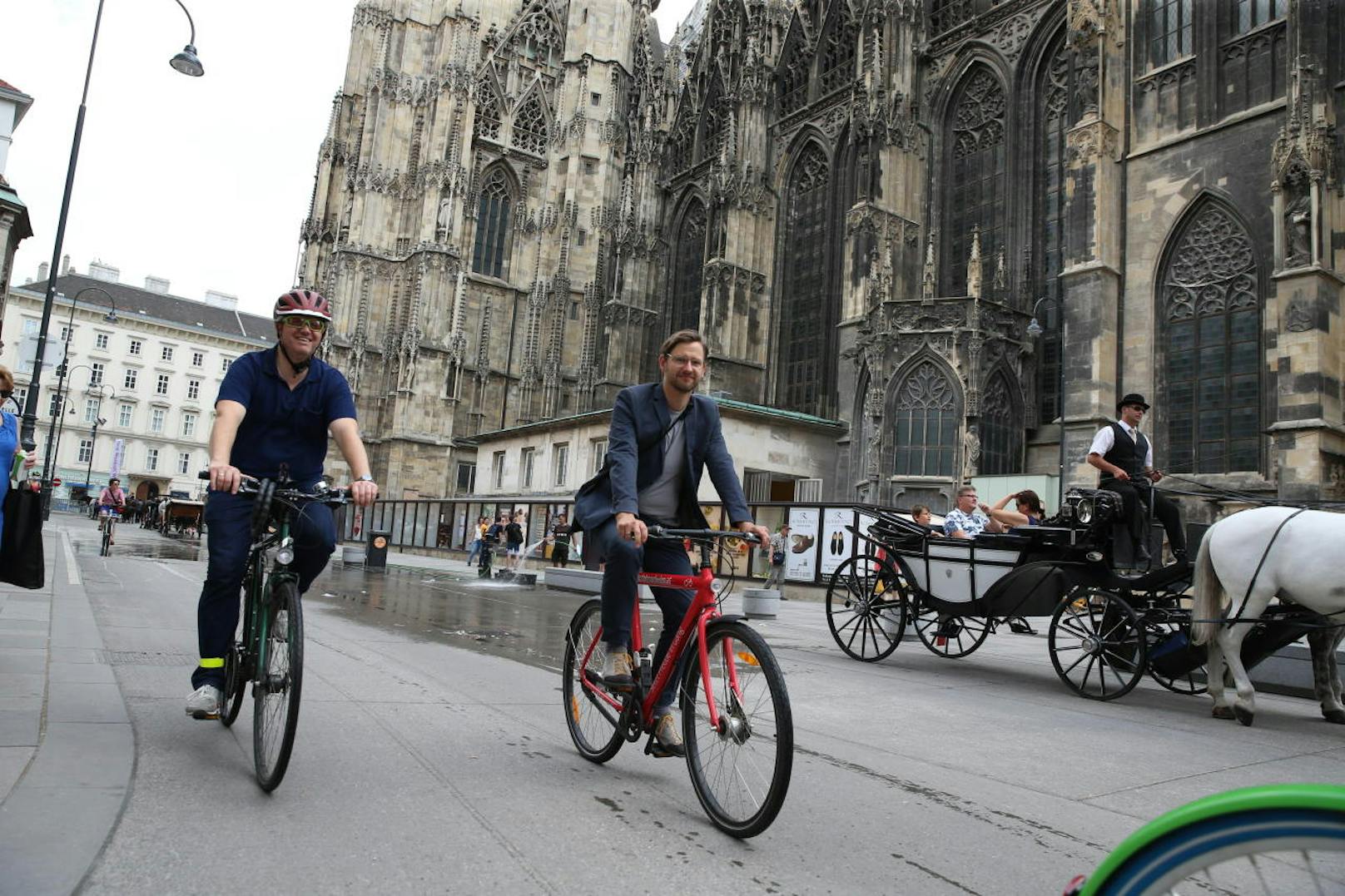 Ab durch die City mit Google-Mann Fasching-Kapfenberger und Wiener Fahrrad-Chef Blum.