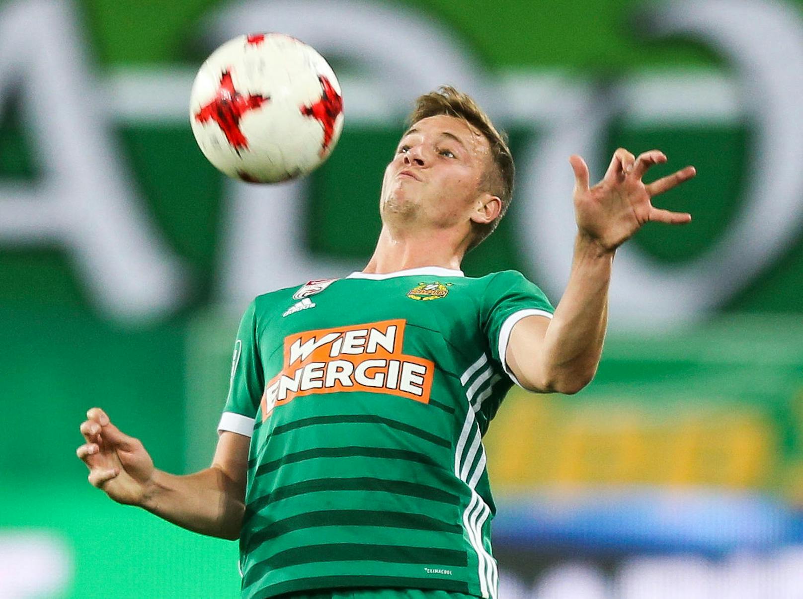 Positiv: Philipp Schobesberger feierte nach zehn Monaten Zwangspause gegen Sturm sein Comeback in der Bundesliga.