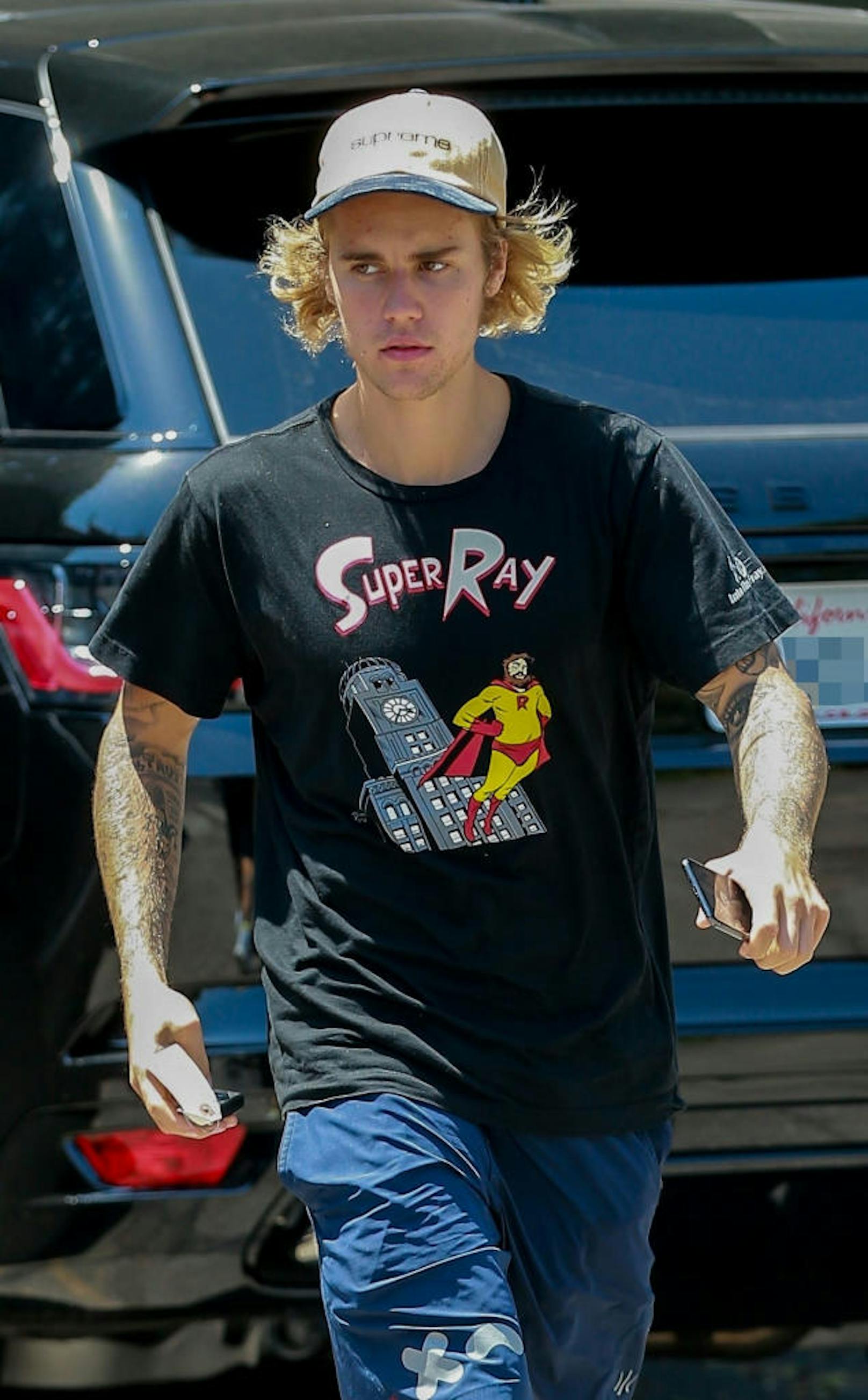 Justin Bieber hilft einem Obdachlosen