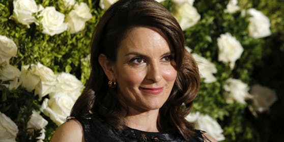 Wie kitschig: Die Comedienne Tina Fey ("30 Rock") hat ihre Jungfräulichkeit mit 24 an ihren jetzigen Ehemann Jeff Richmond verloren.