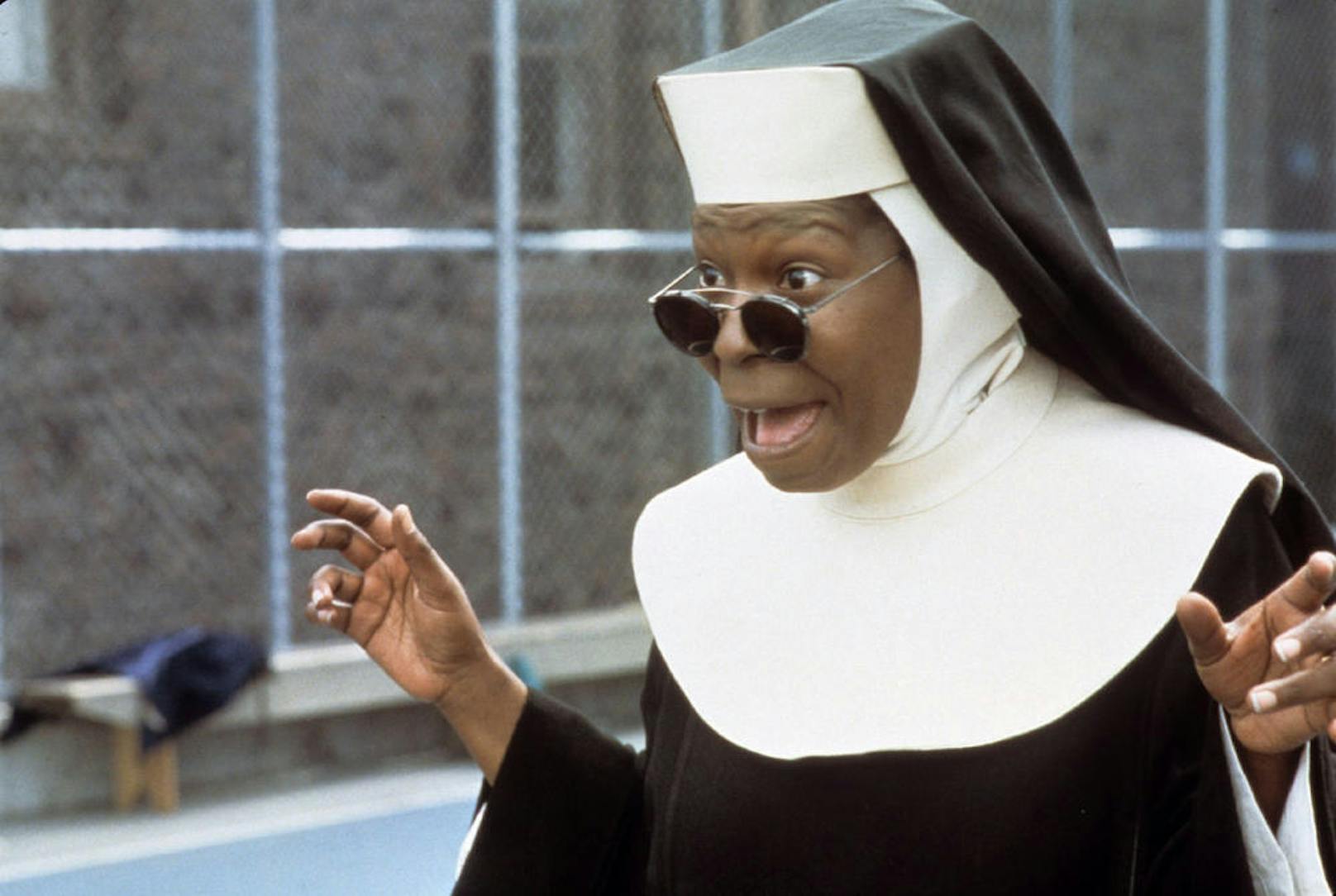 Schwester Mary Clarence (Whoopi Goldberg) hat ihre eigenen Methoden, um einer aufsässigen Schulklasse Herr zu werden!