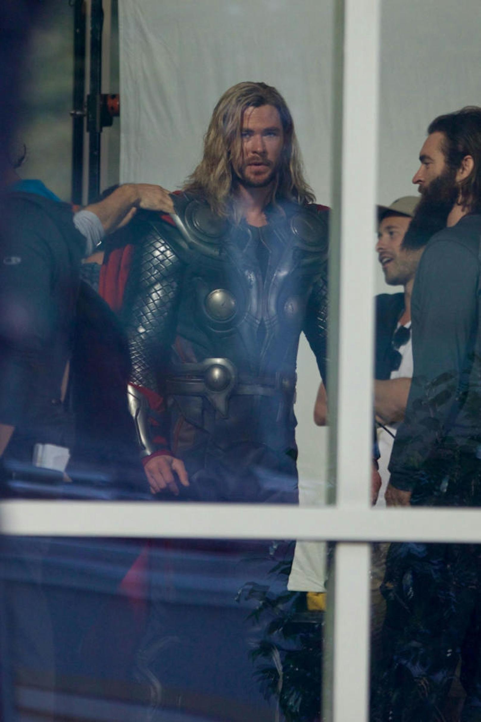 Chris Hemsworth wieder mit langen Haaren: Die hat er im neuen Thor: Ragnarok ja verloren