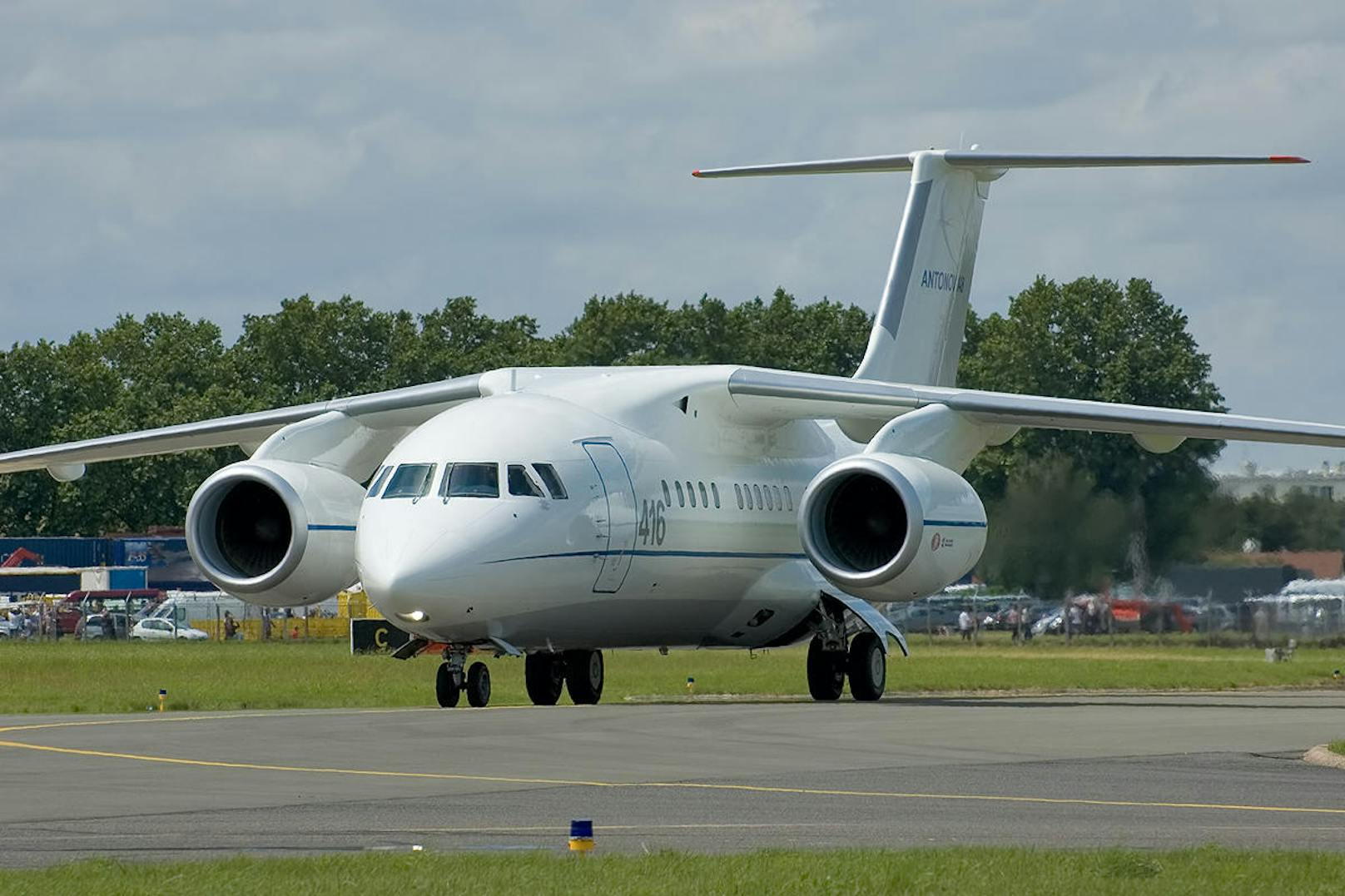 Ein Passagierflugzeug vom Typ Antonow ist am Sonntag bei Moskau abgestürzt.