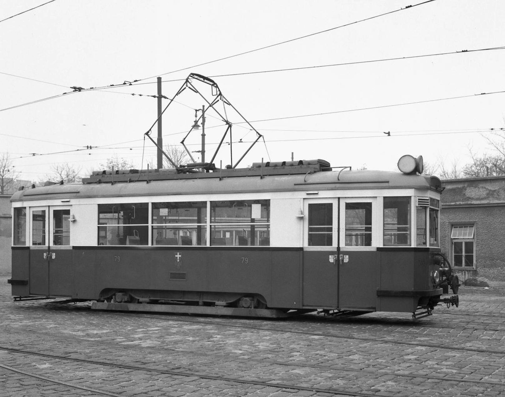 Type B,alt (Zischer) im Volksmund genannt, am Bahnhof Koppreiter etwa 1961