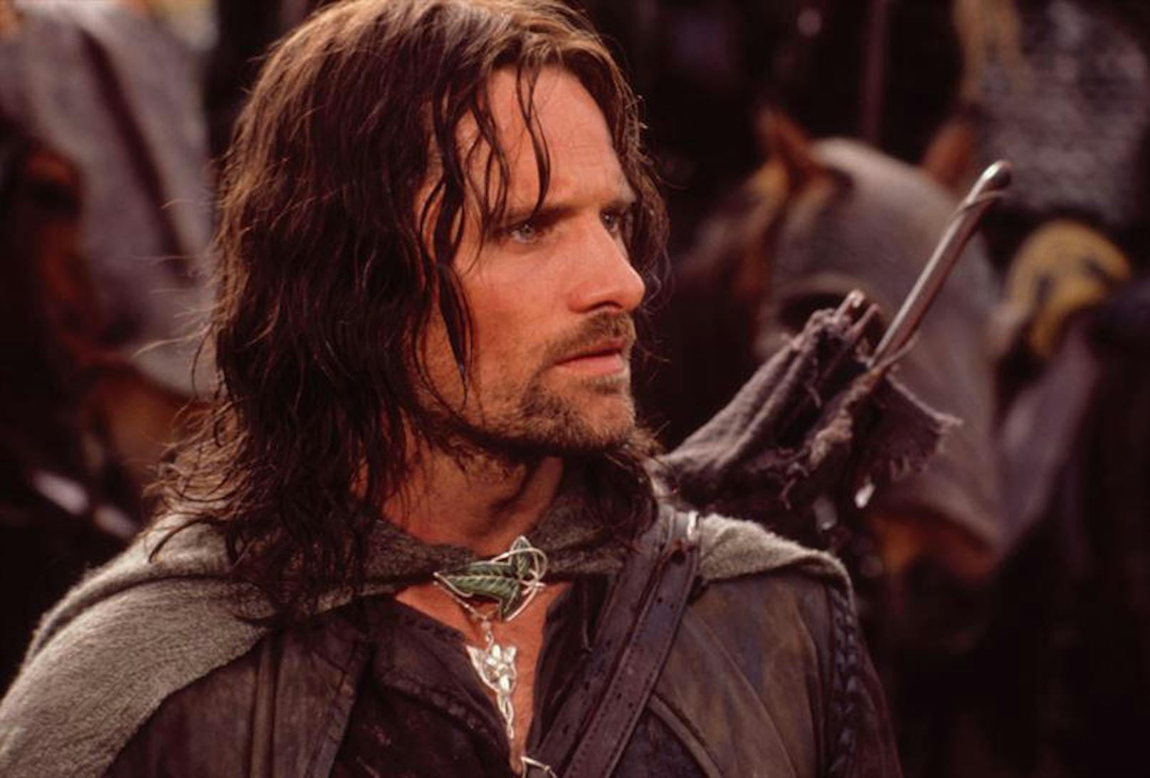 Aragorn (Viggo Mortensen) ist auf der Suche nach seinen Hobbit-Freunden.
