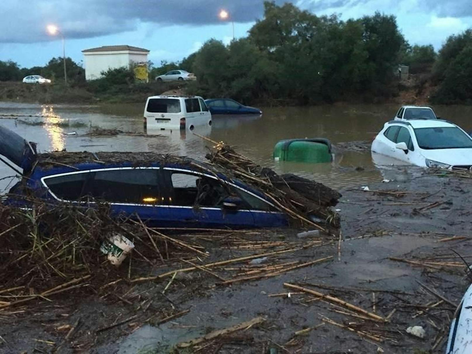 So erlebten "Heute"-Leserreporter die Verwüstungen des schweren Unwetters auf der Insel Mallorca am 9. Oktober 2018.