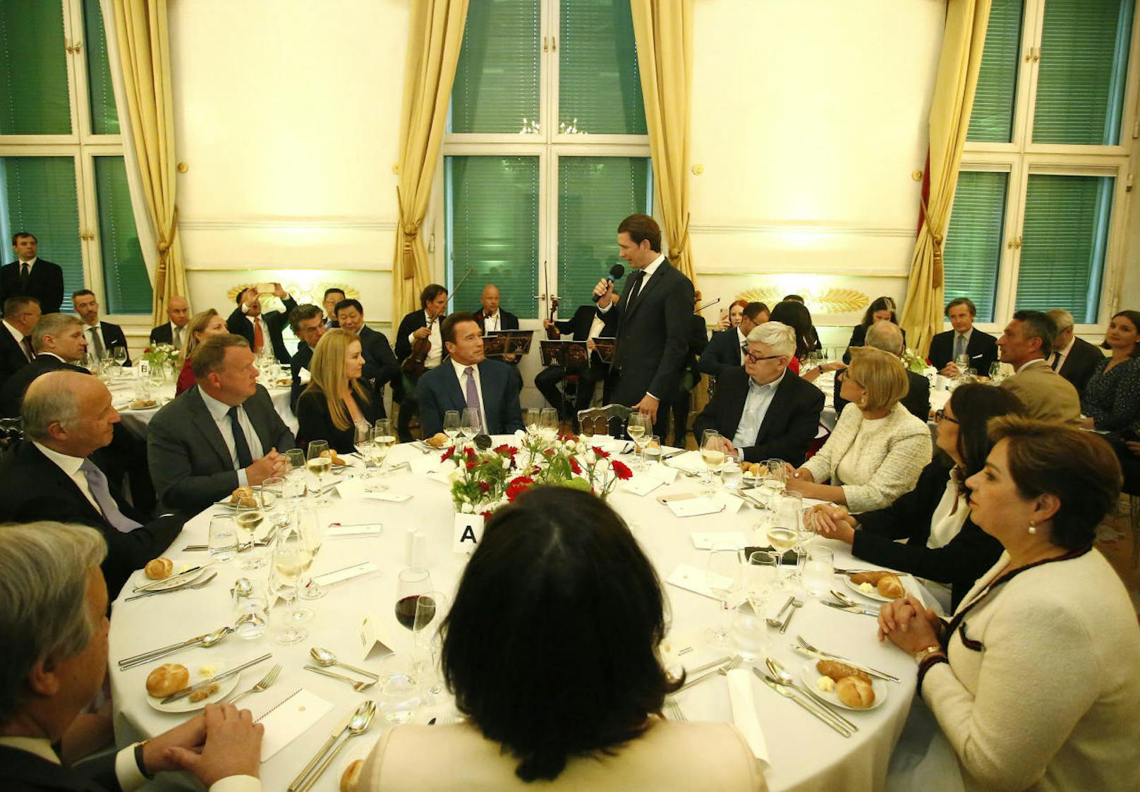 Vor dem Austrian World Summit nahmen die hochkarätigen Gäste an einem Abendessen im Bundeskanzleramt teil