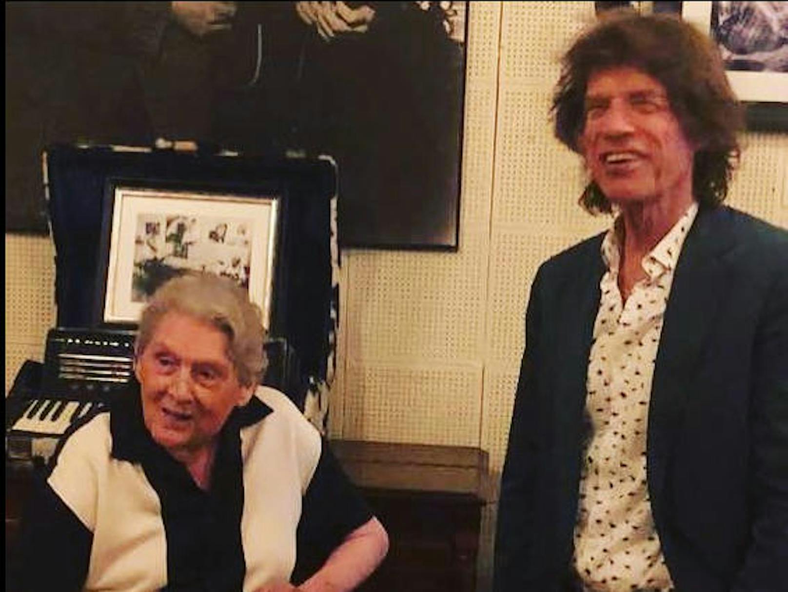 14.09.2019: Jerry Lee Lewis (82) und Mick Jagger (75) treffen sich in den legendären Sun Studios in Memphis. Witzig: Beide prahlten auf Instagram (Jagger) und Facebook (Lewis), den anderen getroffen zu haben.