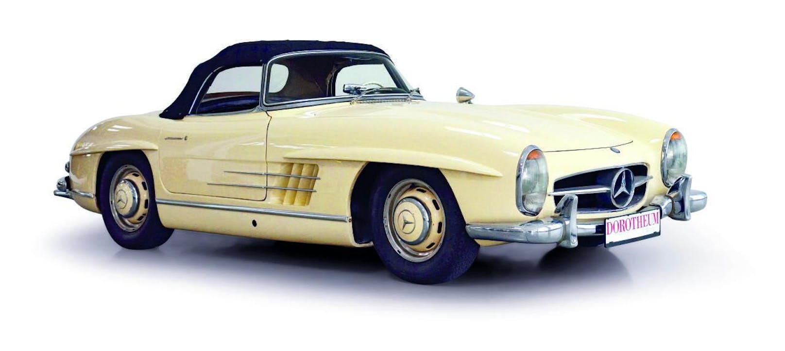 1960 Mercedes-Benz 300 SL Roadster;
Laufleistung: 86.648 km (abgelesen), Hubraum: 2.996 ccm/R6, Getriebe: 4-Gang, Leistung: 215 PS