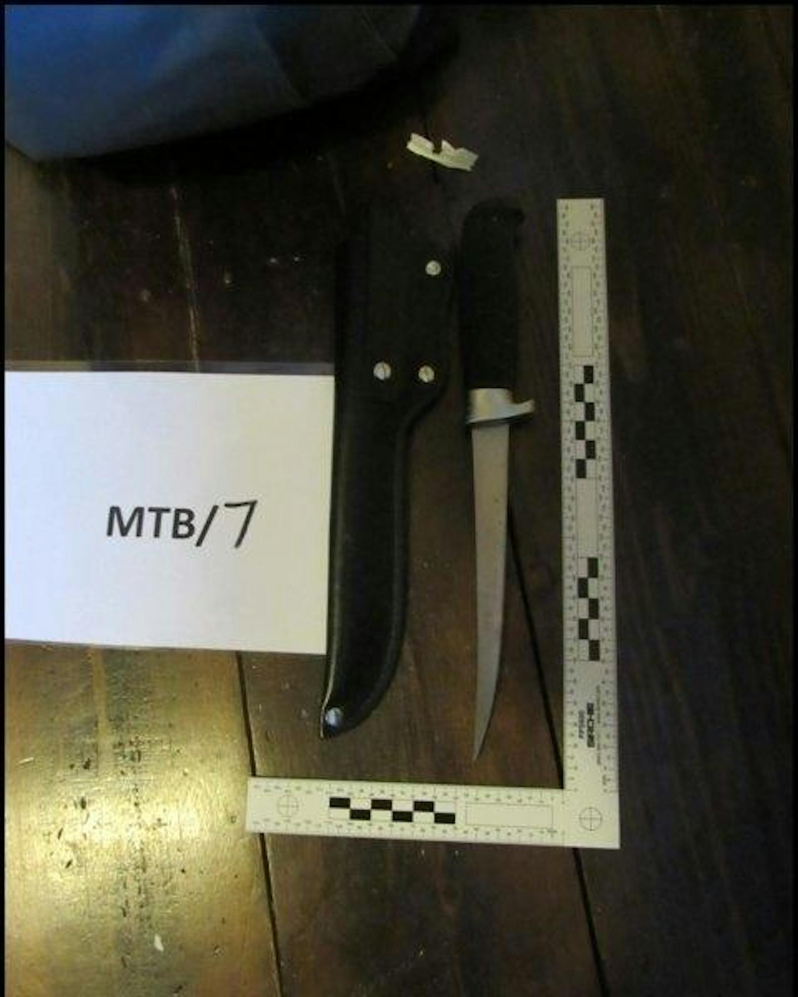 Das Messer, das sich im Rucksack des Schülers befand: Die Polizei klassifiziert es als eines, das zum Ausnehmen von Wild gedacht ist.